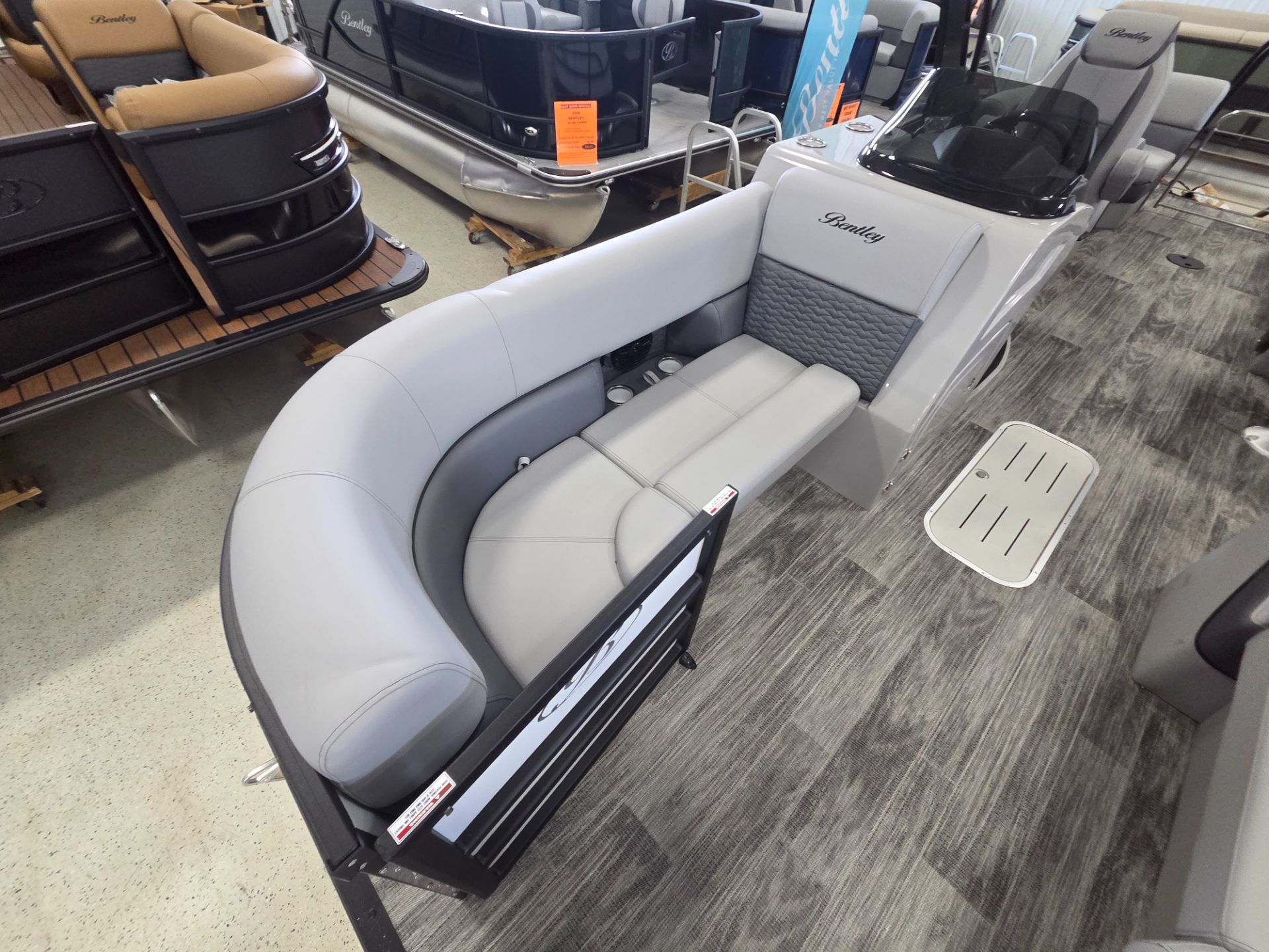2026 Bentley Pontoons Elite 223 Admiral - 7