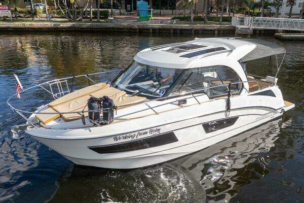 2021 Beneteau Antares 9
