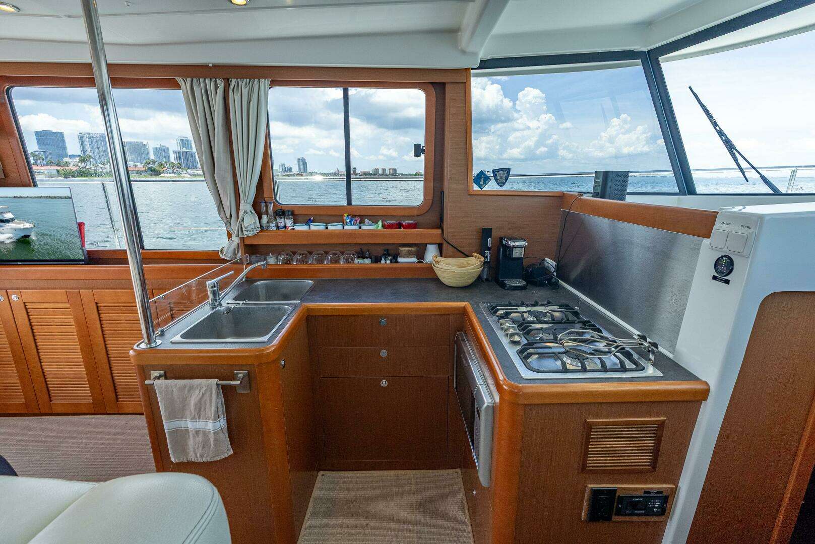 2015 Beneteau Swift Trawler 34 - Image 40