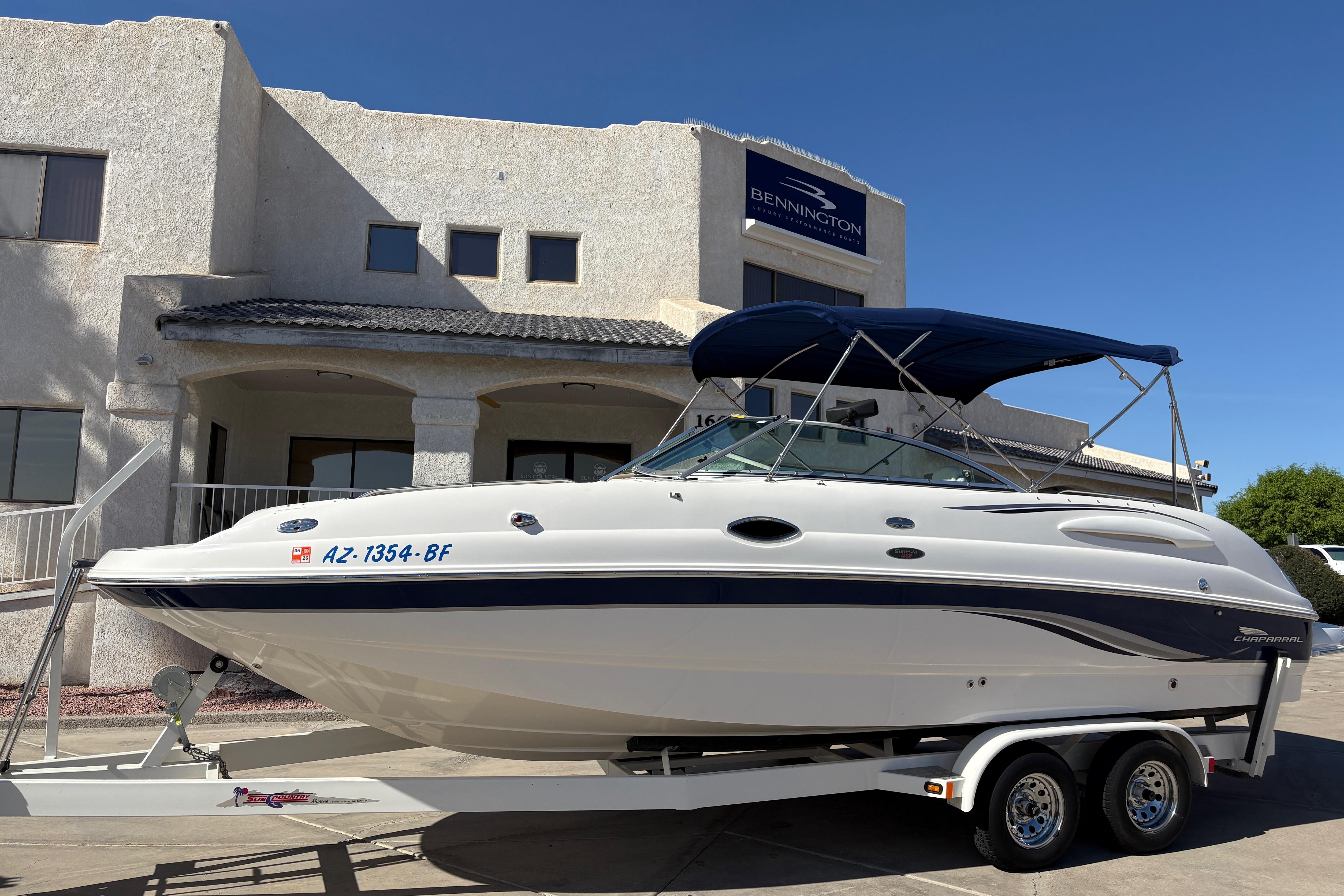 2002 Chaparral Sunesta 243