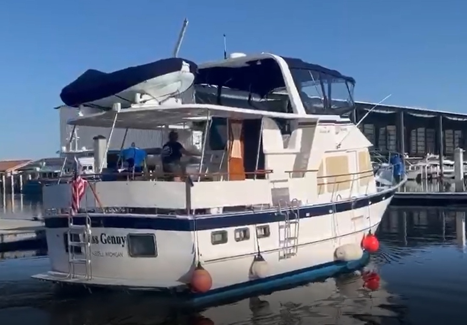 1990 DeFever Offshore Cruiser - Image 4