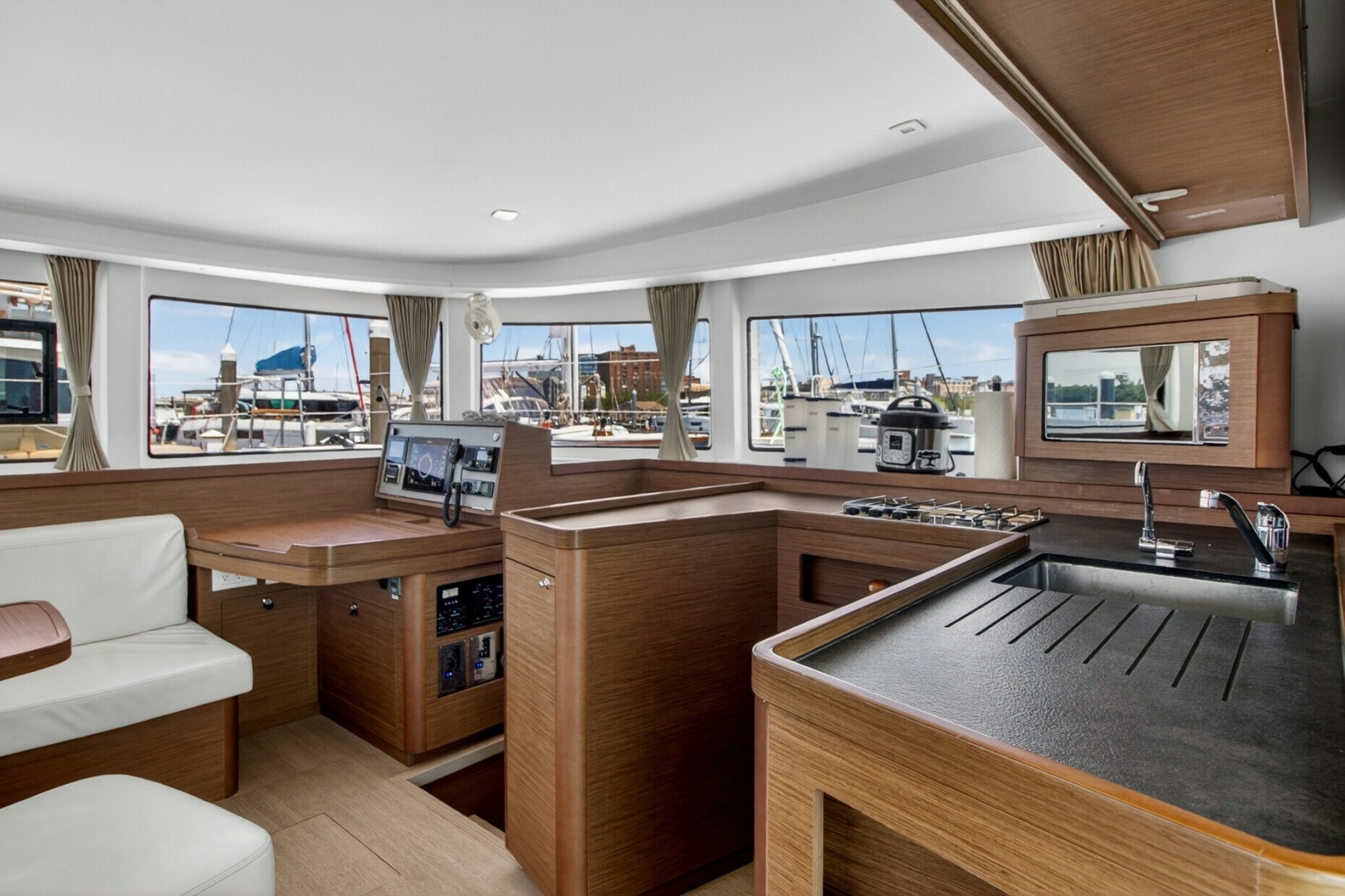 2018 Lagoon 42 - Image 37