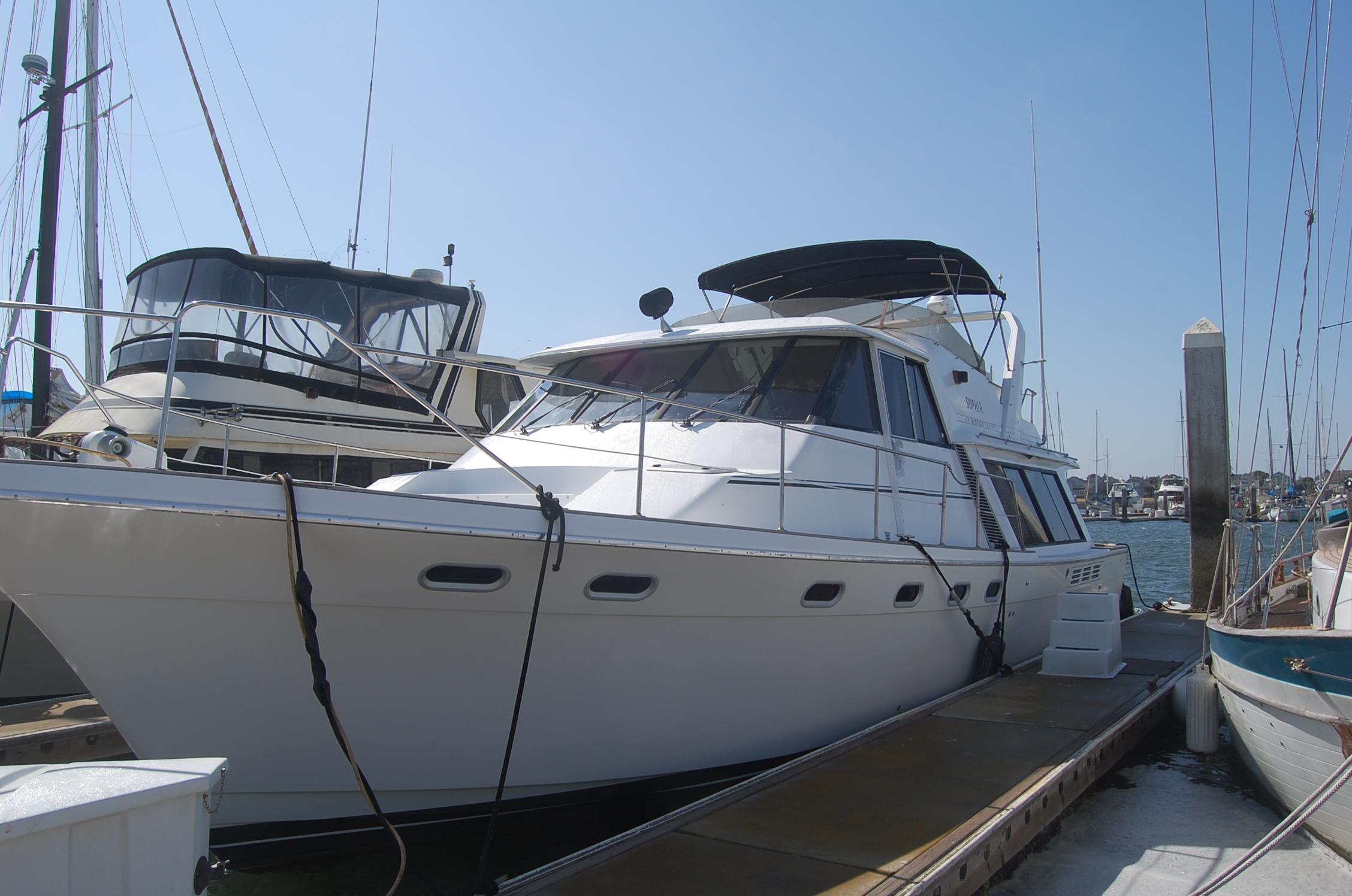 1992 Bayliner 4588 Pilothouse