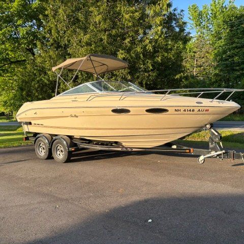 1995 Sea Ray 220 Signature Select