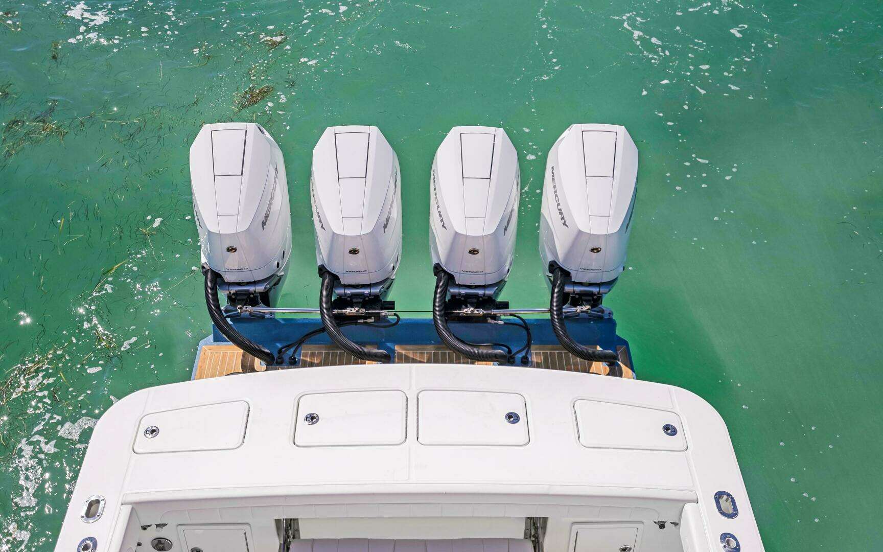 2018 Regulator 41 Center Console - Image 68