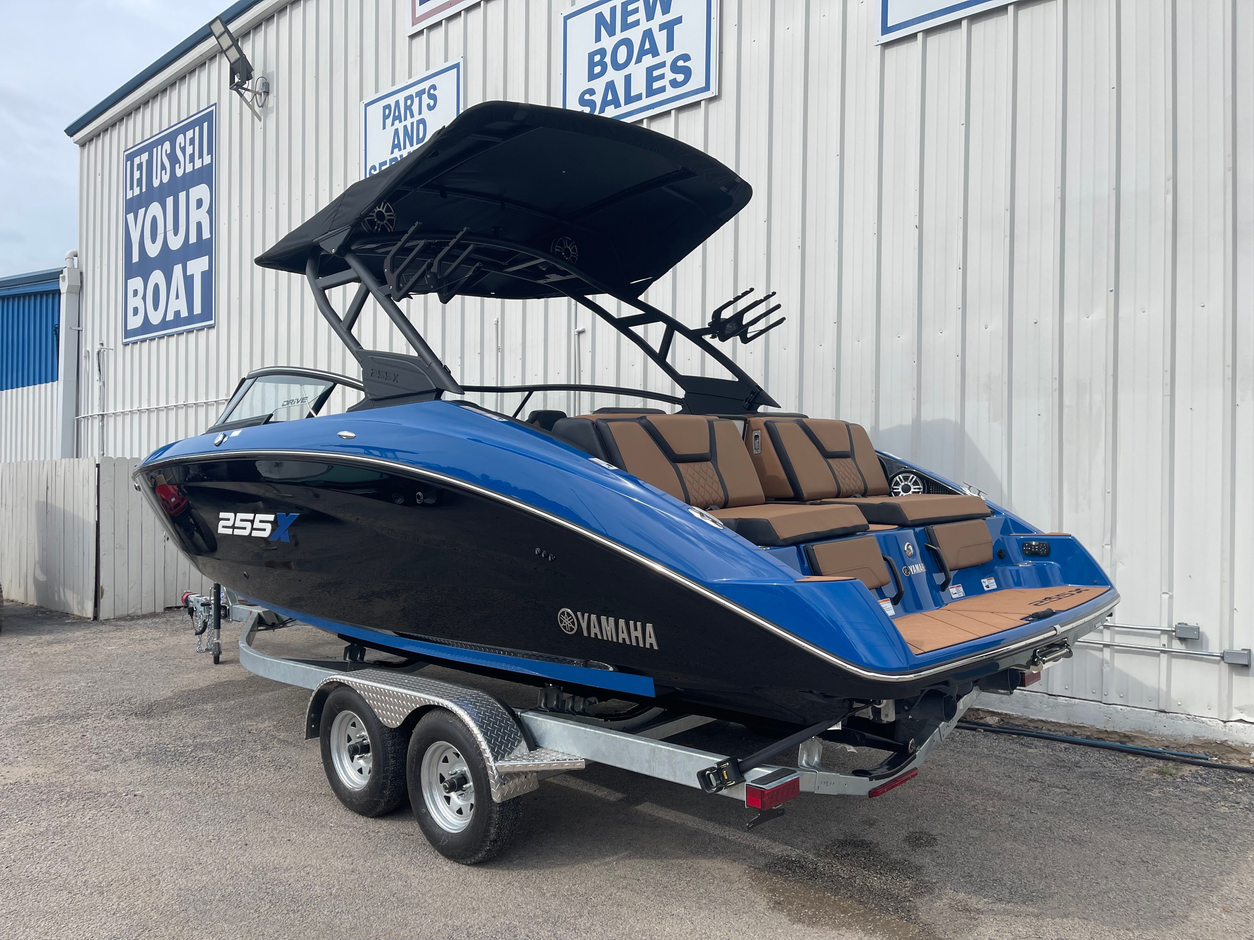2026 YAMAHA 255 XD - Image 4