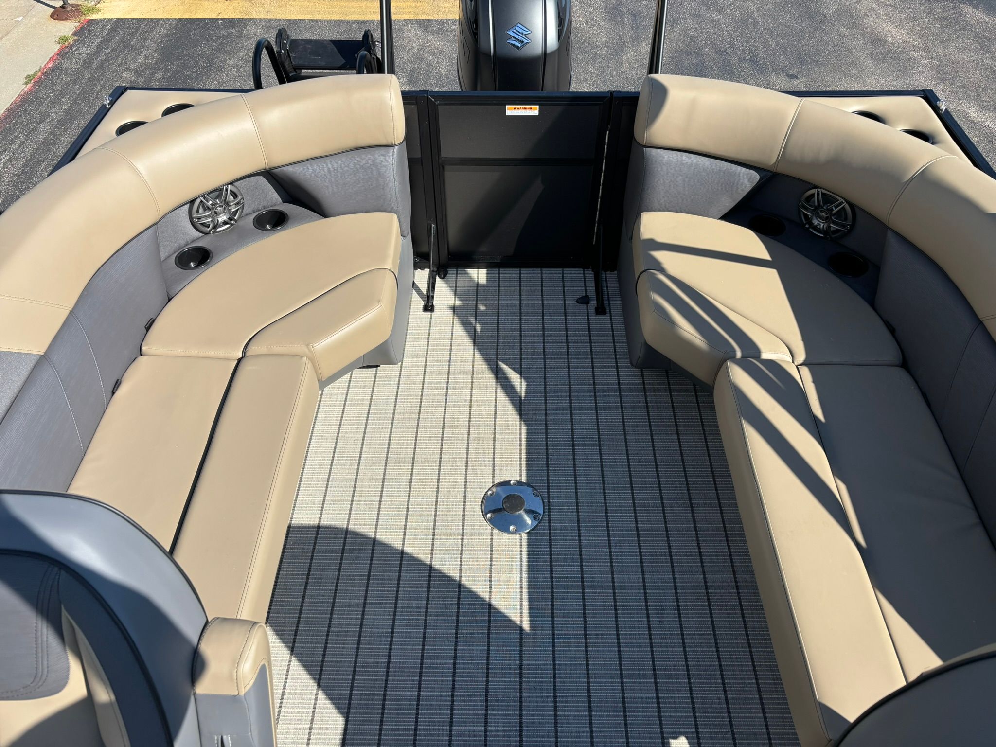 2026 Viaggio V20U - 30
