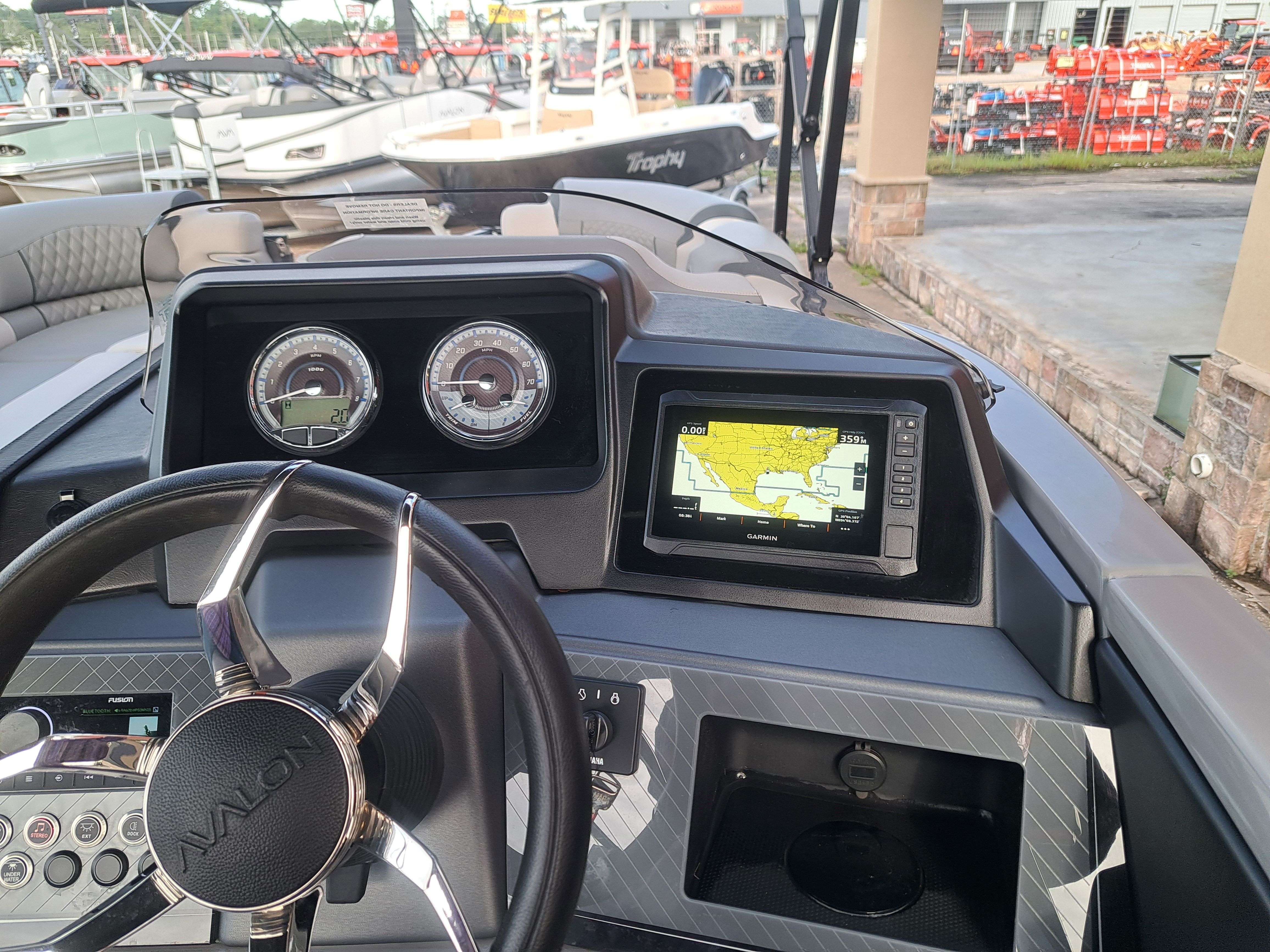 2025 Avalon Catalina Quad Lounge Shift - 23' - 19