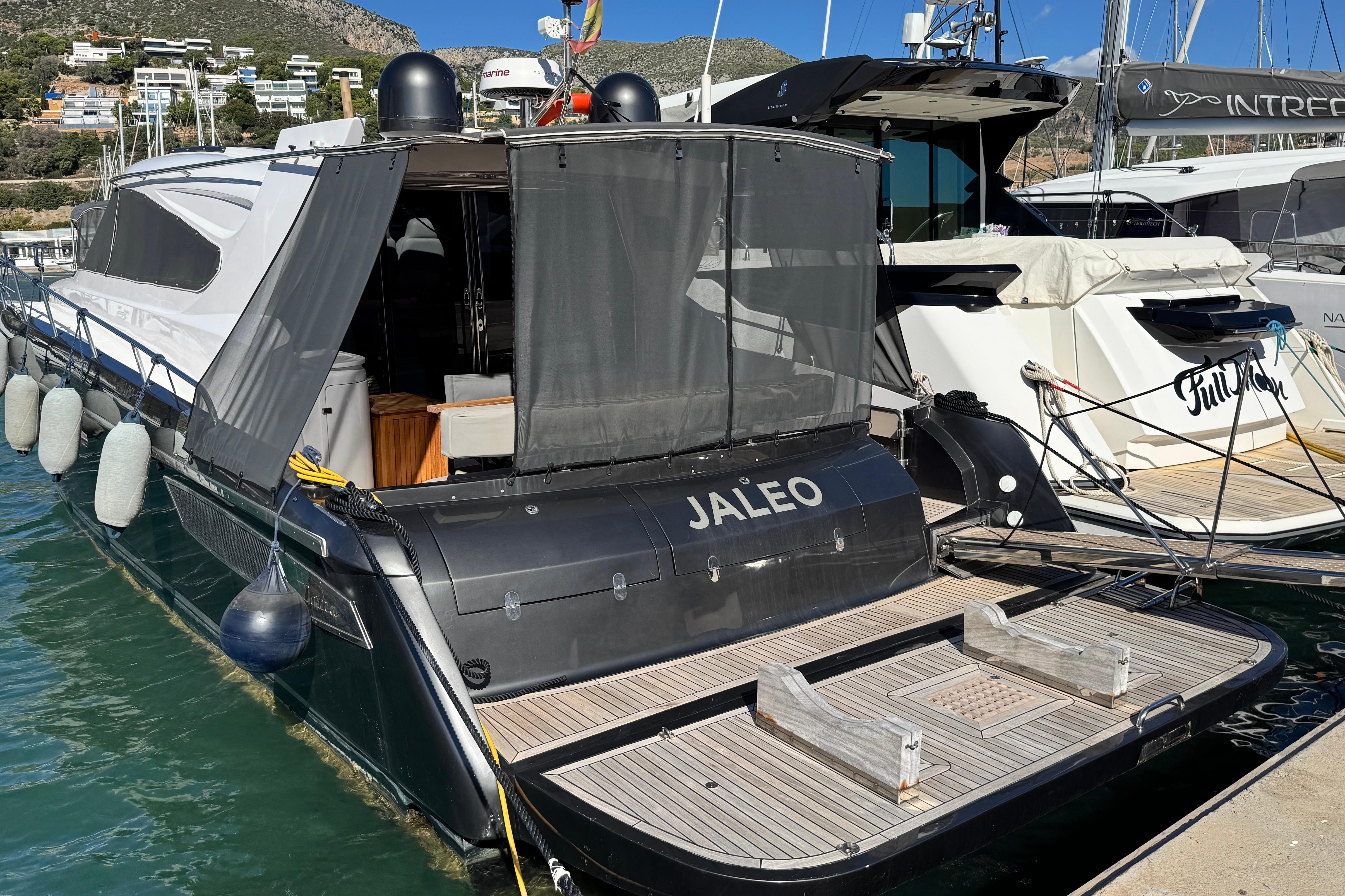 Luxury yacht "Jaleo" docked at marina, Doma 5 model, 2007.