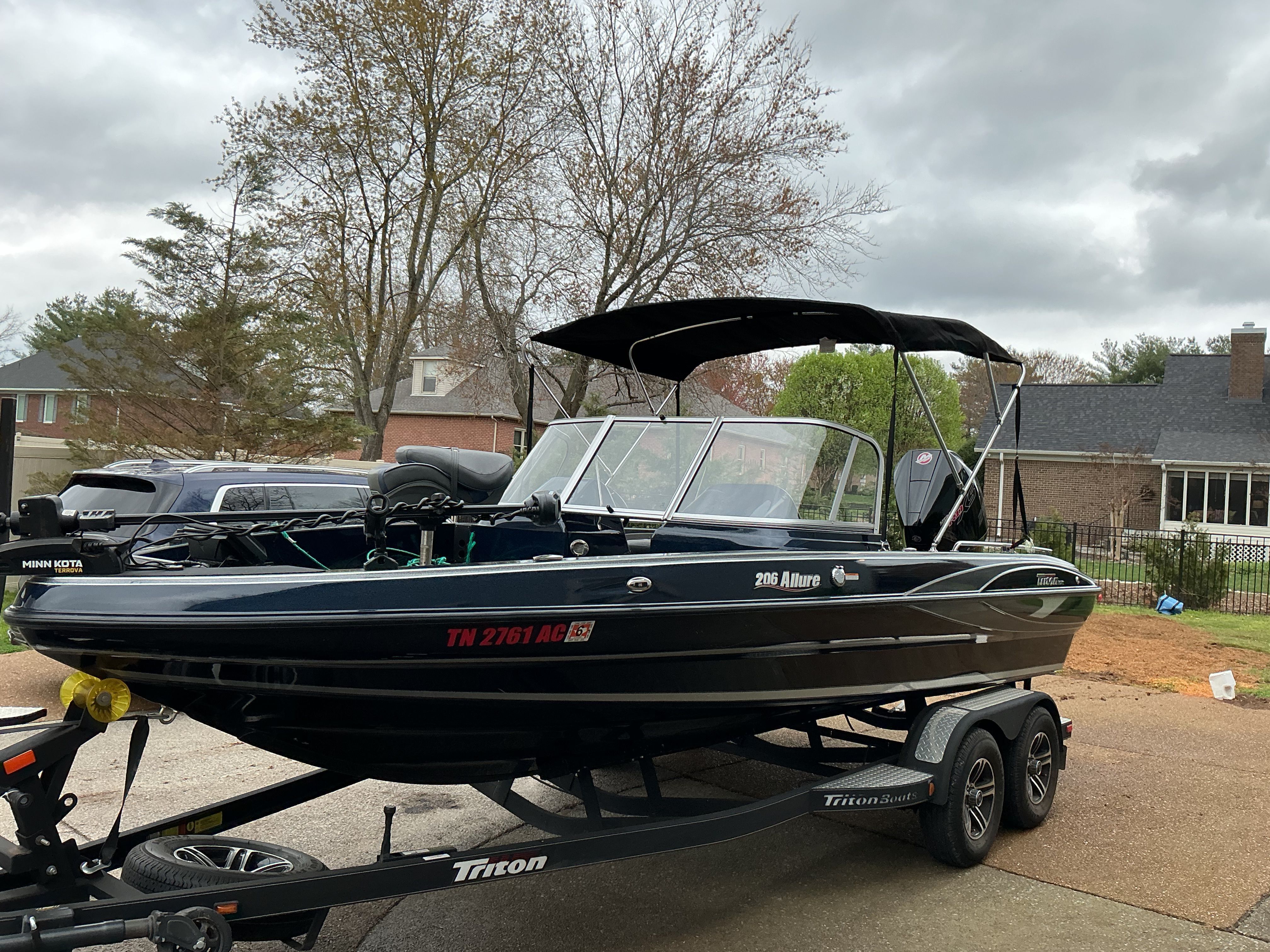 2023 Triton 206 Allure