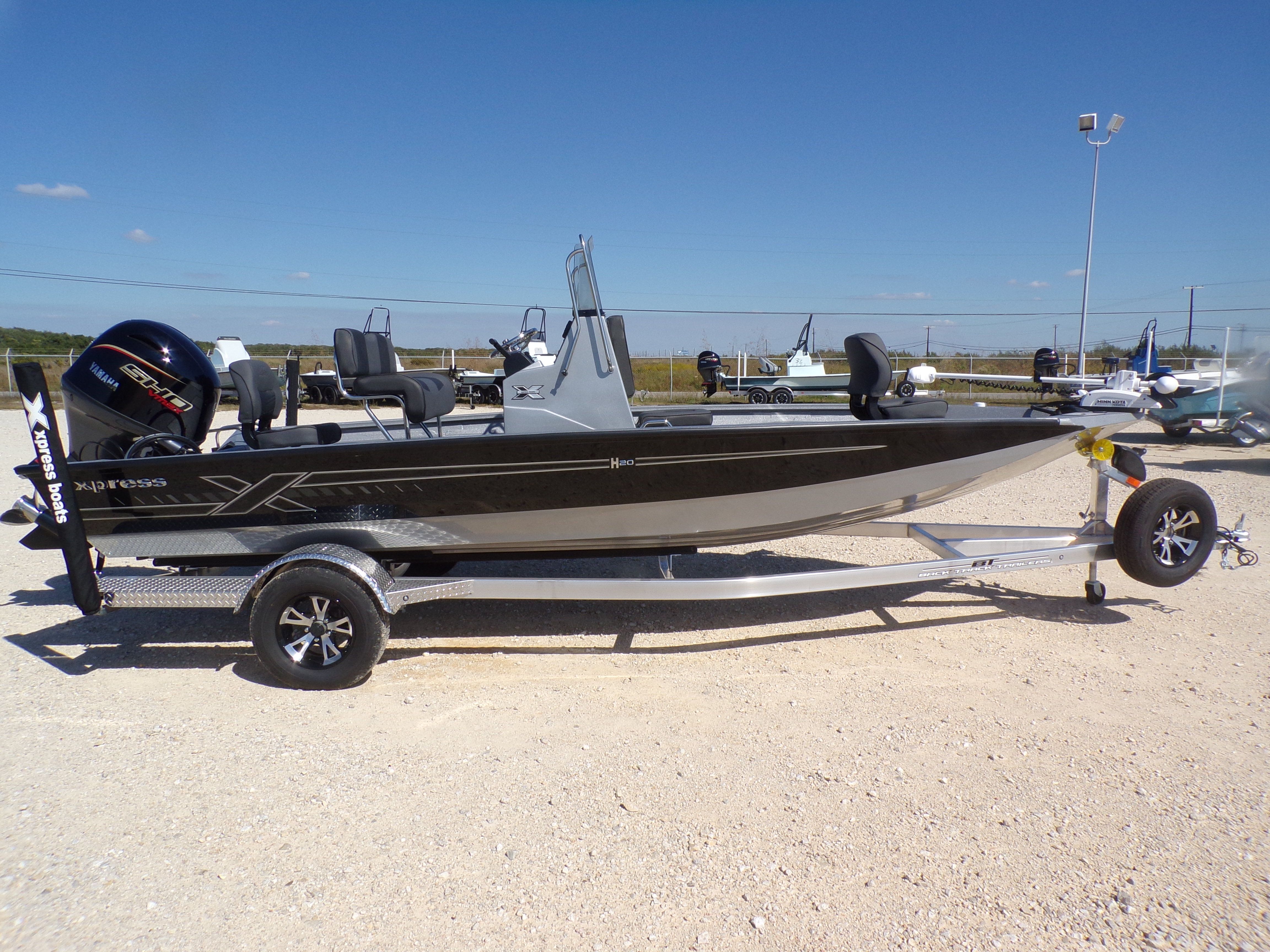 2026 Xpress H20B Bay - 7