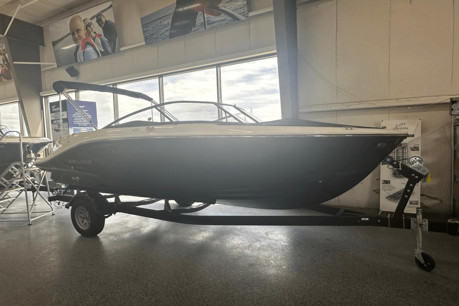 2025 Bayliner V20i