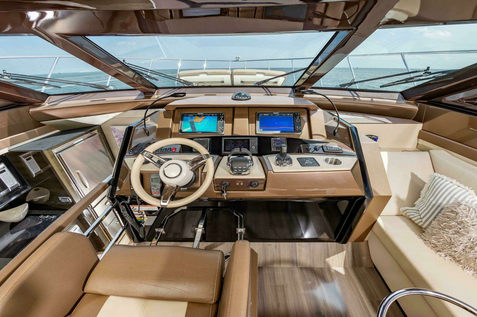 2013 Marquis 63 Sport Yacht - Image 33