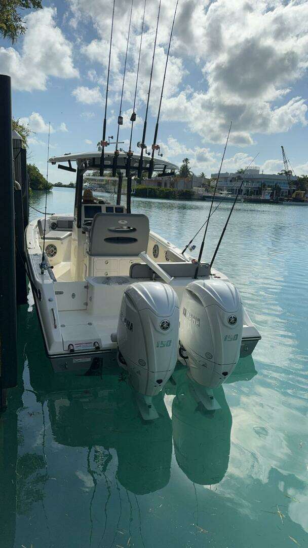 2024 Cobia 240 CC - Image 23
