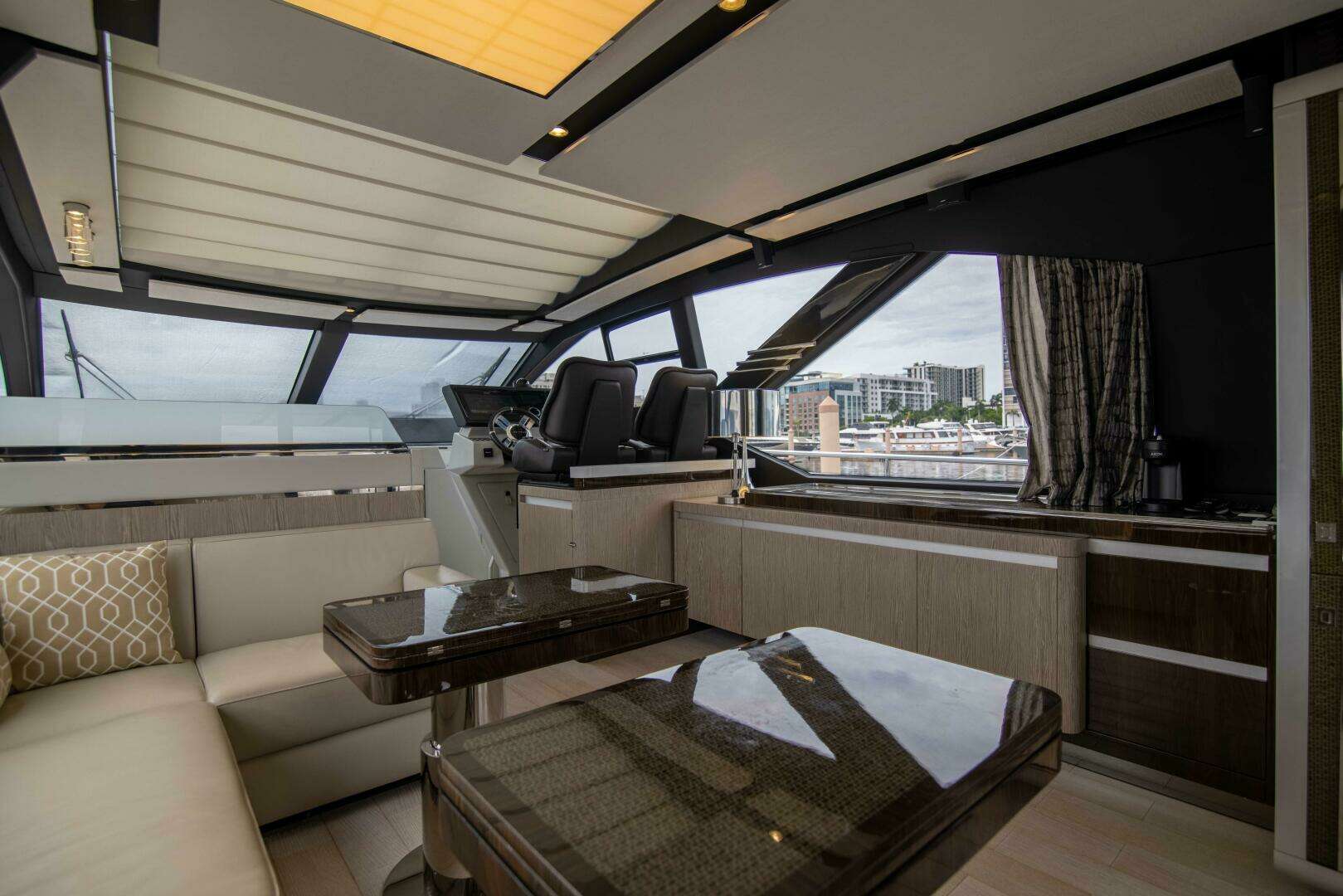 2019 Azimut S7 - Image 14