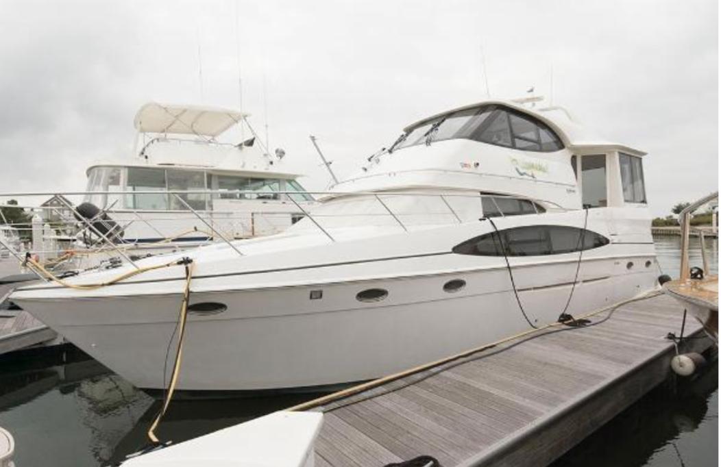 2000 Carver 506 Motor Yacht