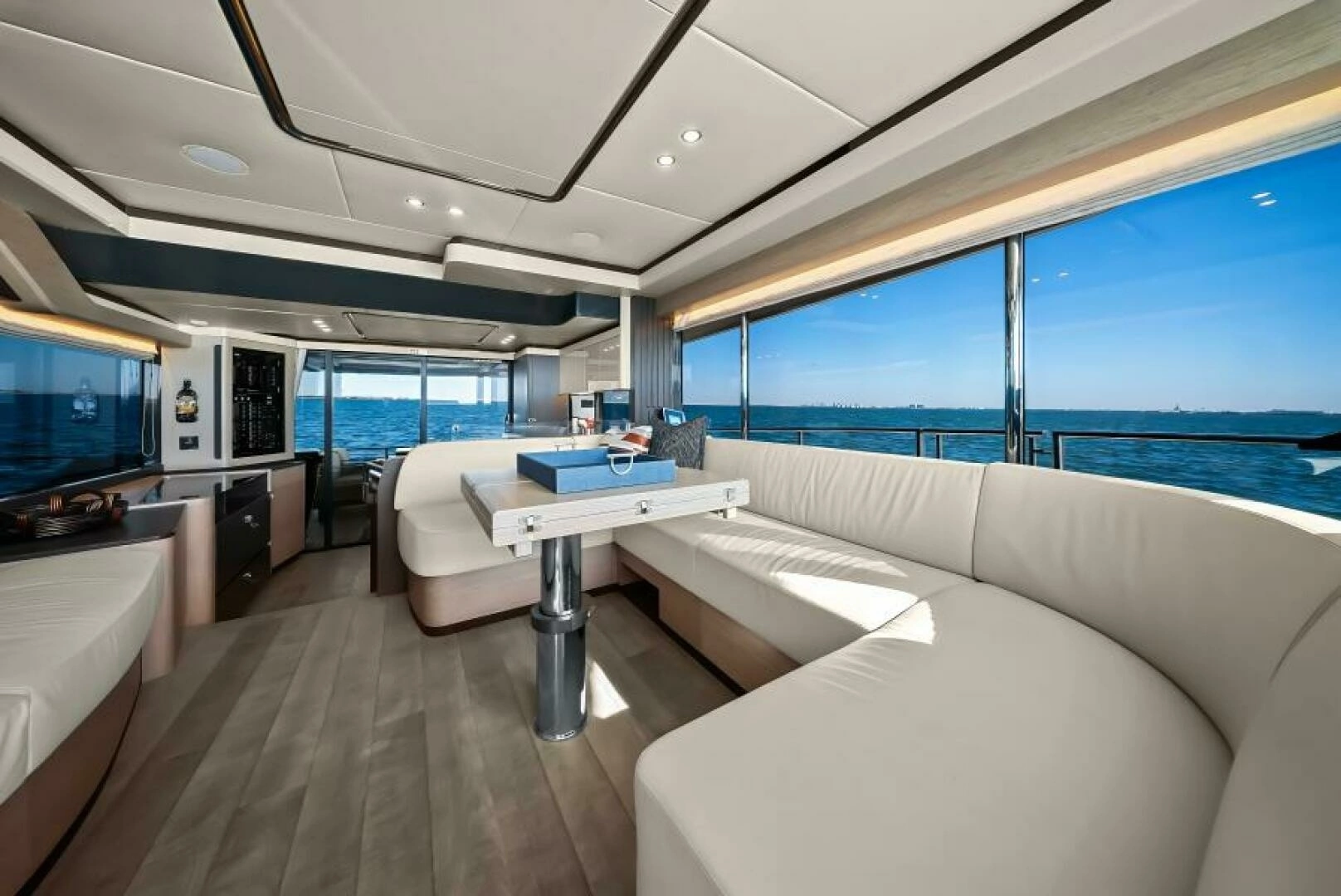2025 Absolute Navetta 53 - Image 12