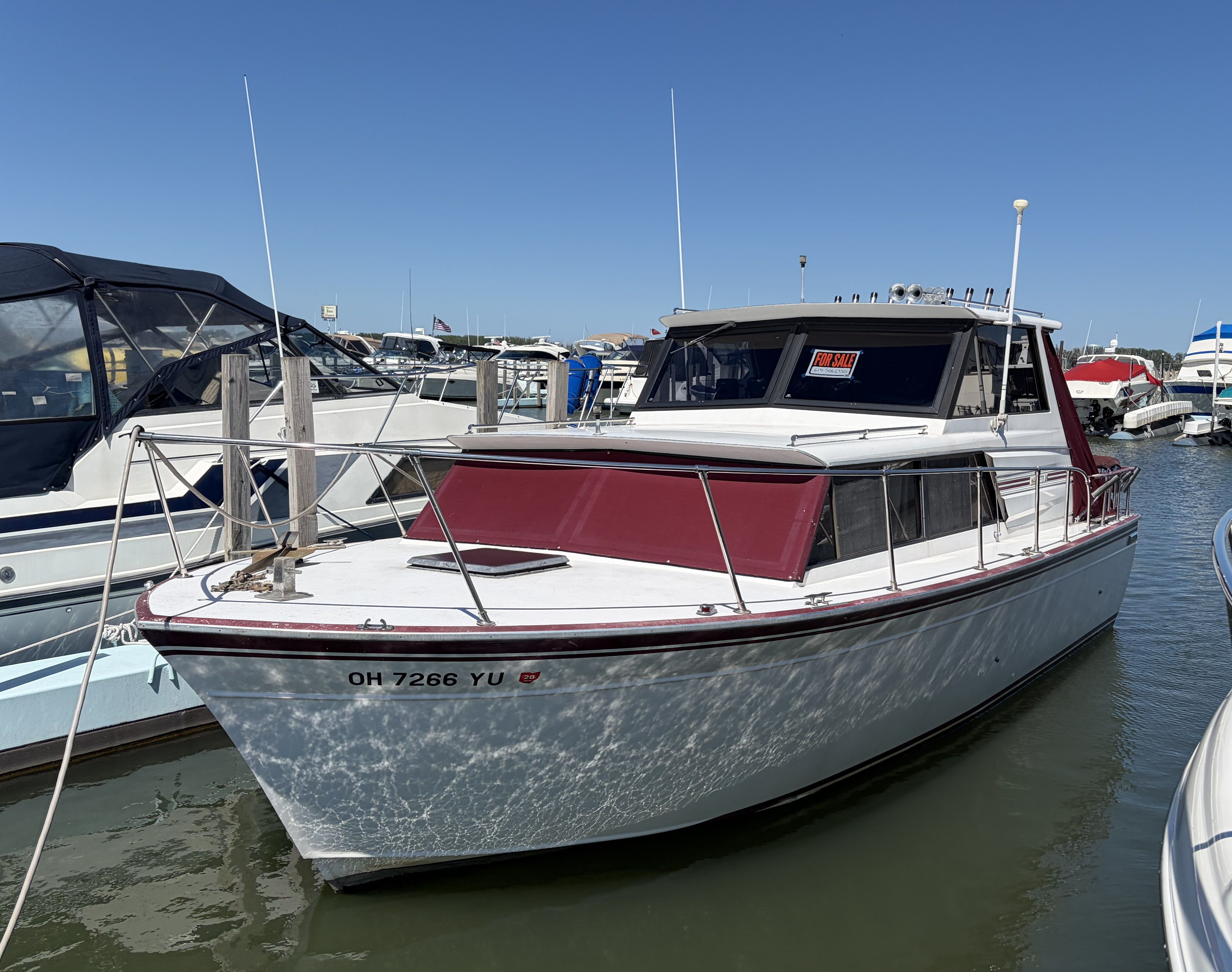 1987 Marinette 28 Express