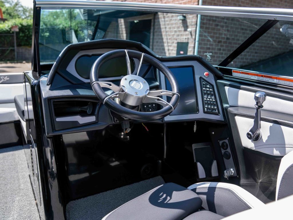2018 MasterCraft XStar - 9
