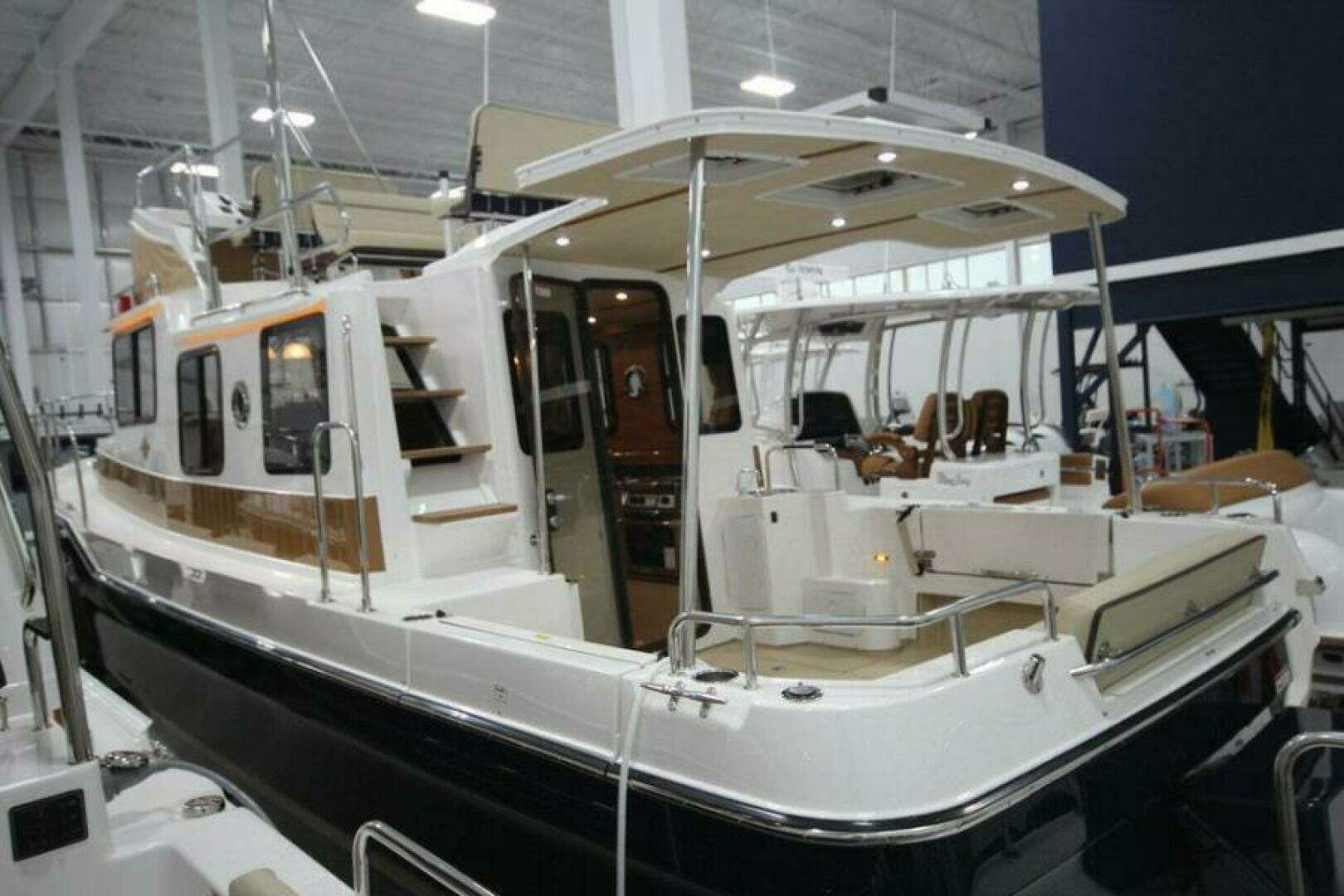 2026 Ranger Tugs R-31 Command Bridge Luxury Edition - Image 166