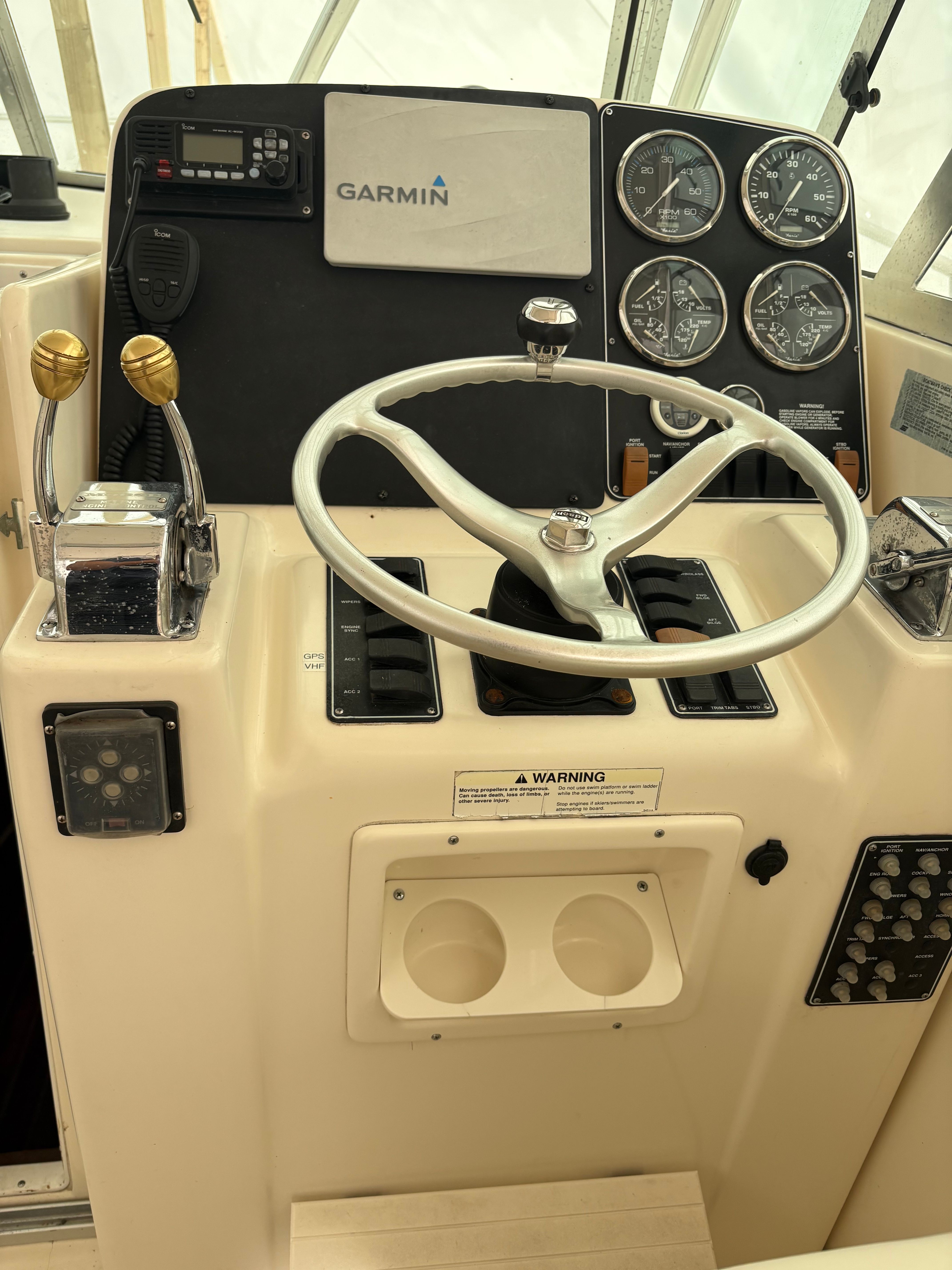 2001 Pursuit 3000 Express - 6
