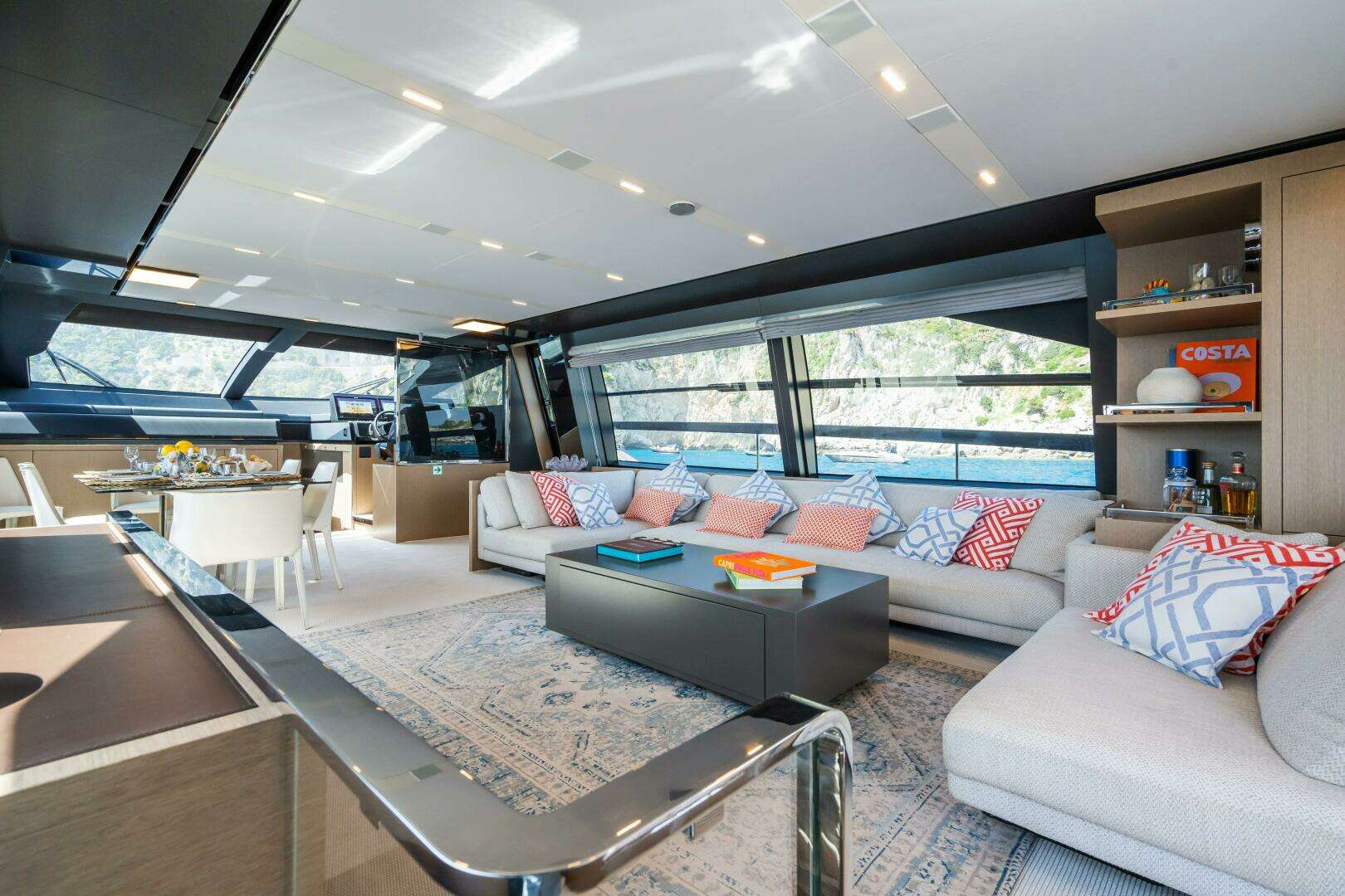 2021 Riva 88 Folgore - Image 13