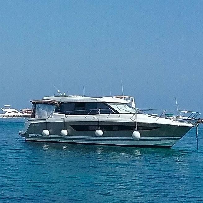 2012 Jeanneau NC 11