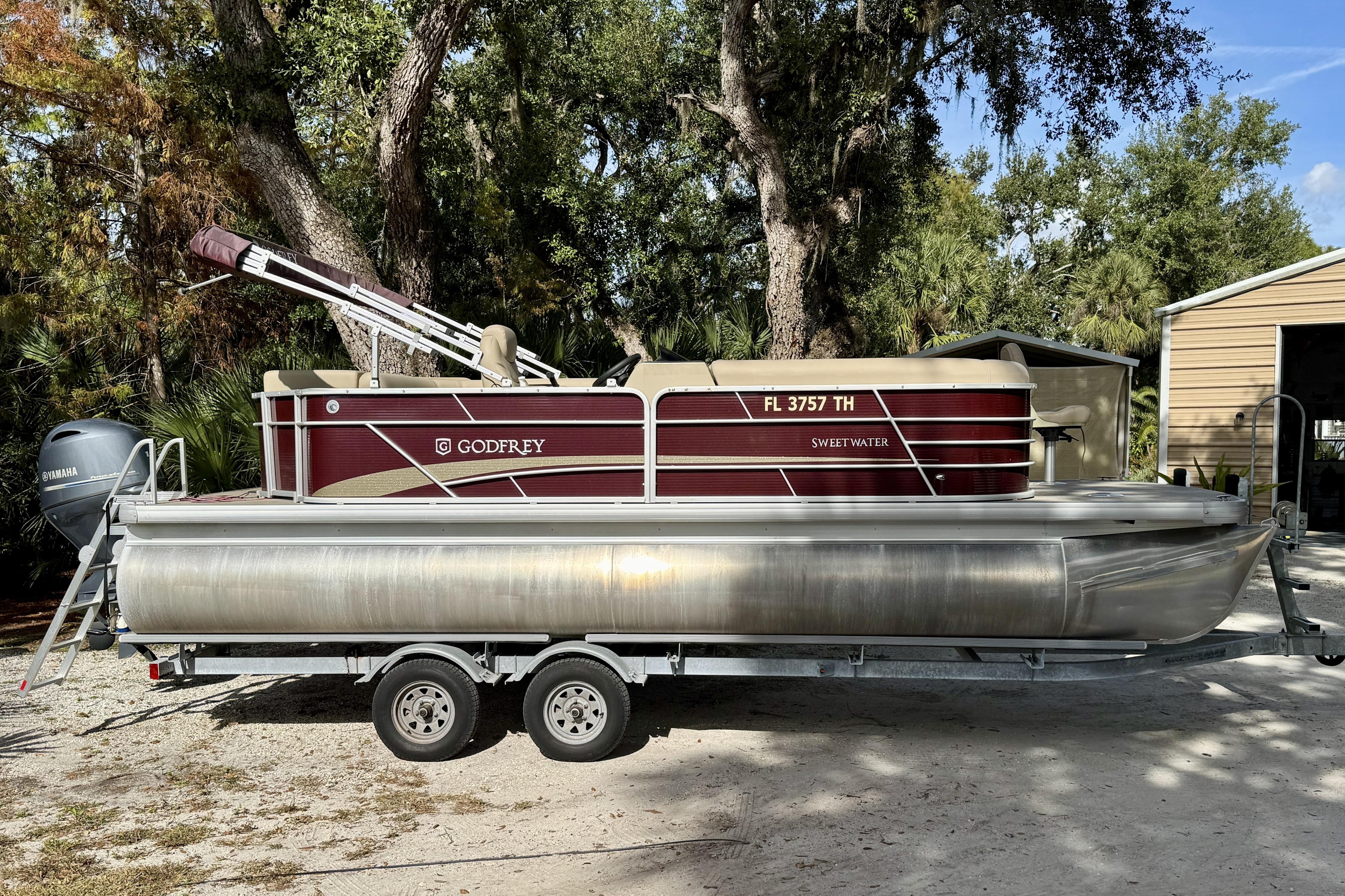 2022 Godfrey Sweetwater 2286 C