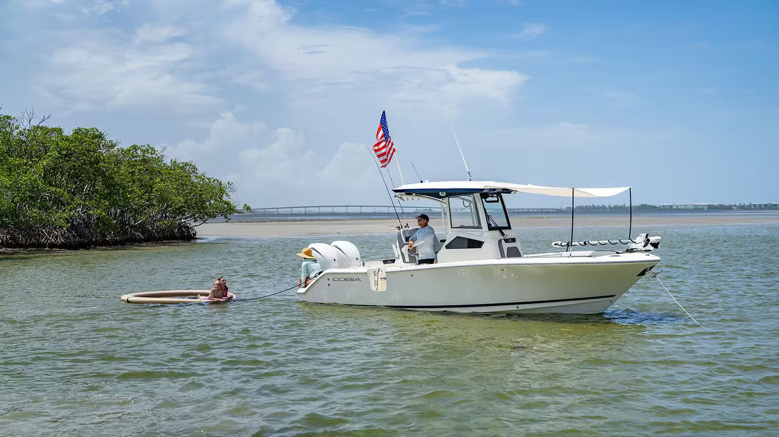 2027 Cobia 245 Center Console - 2