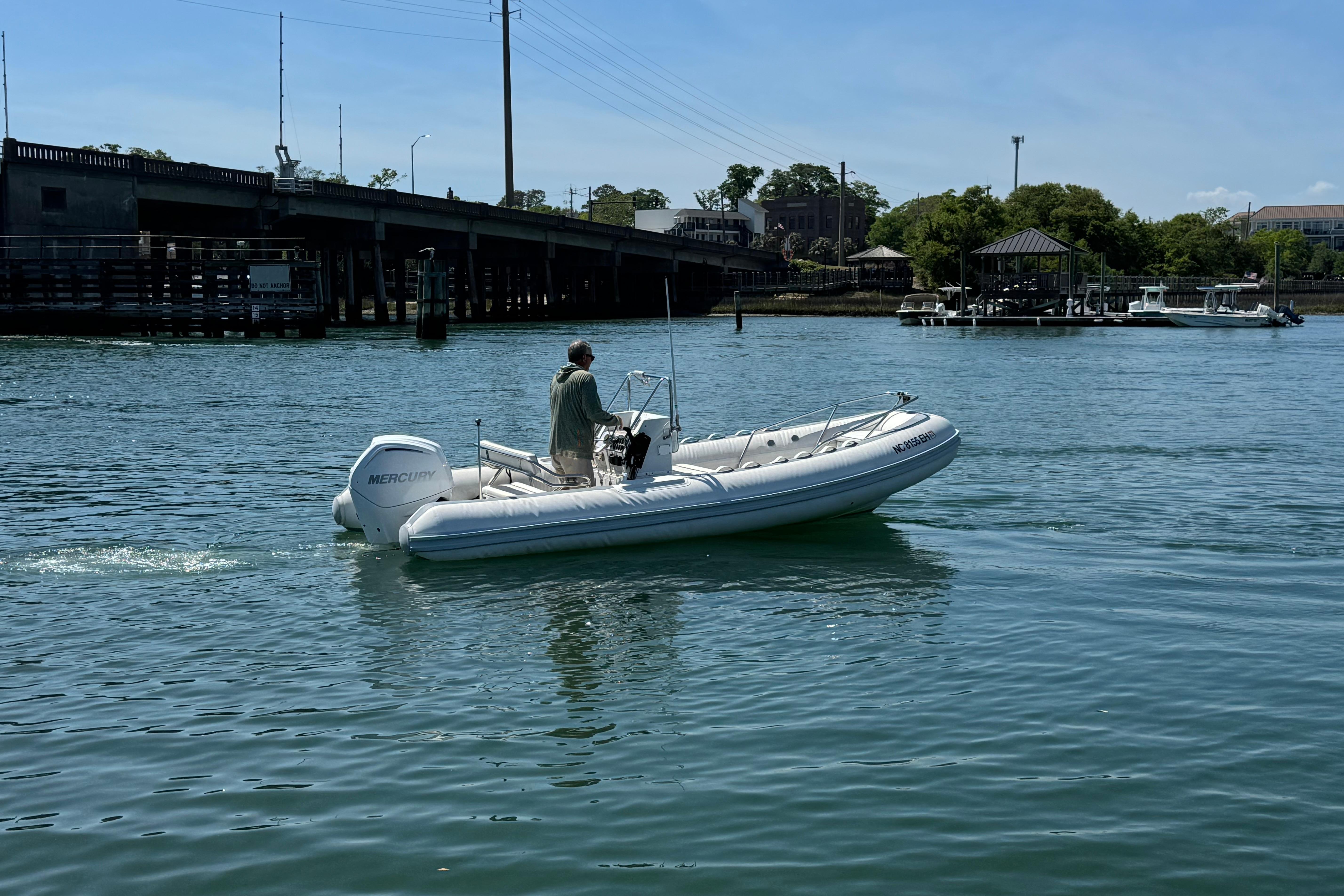 2002 Novurania 17