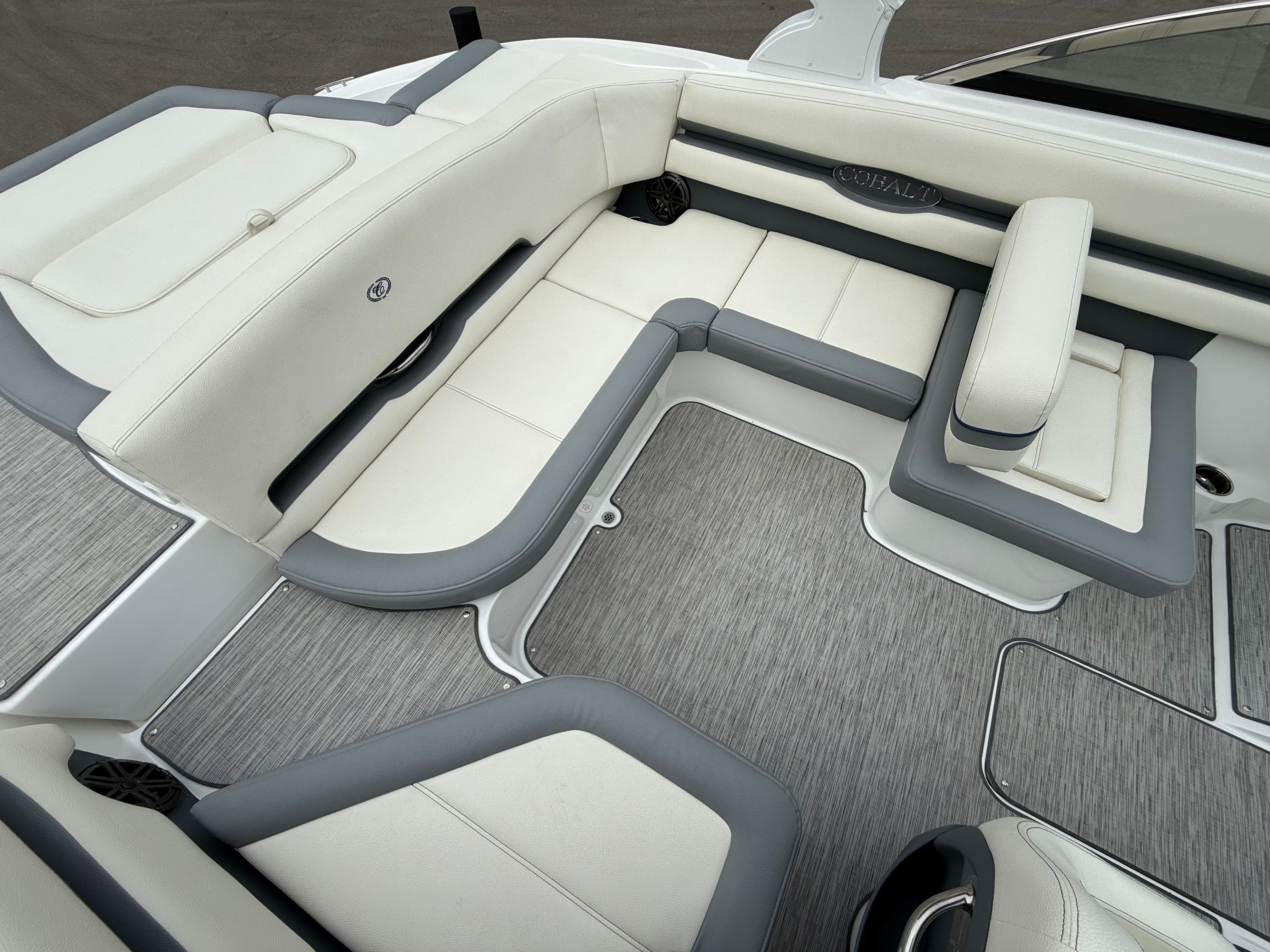 2022 Cobalt CS23 Surf - 6