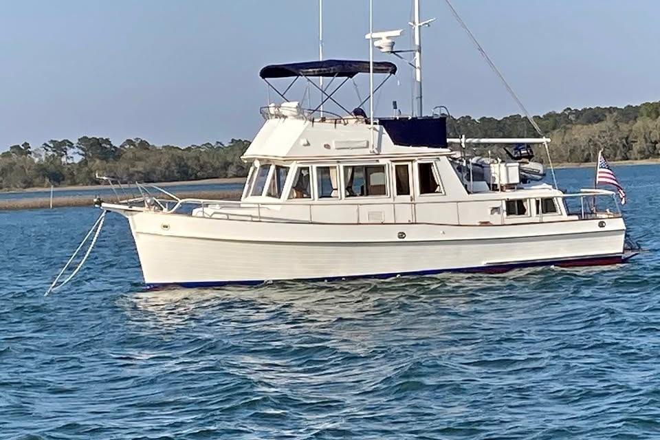1989 Grand Banks 36 Classic