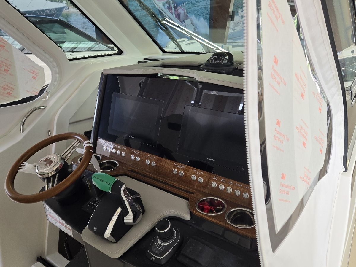 2024 Tiara Sport 34LS - 8
