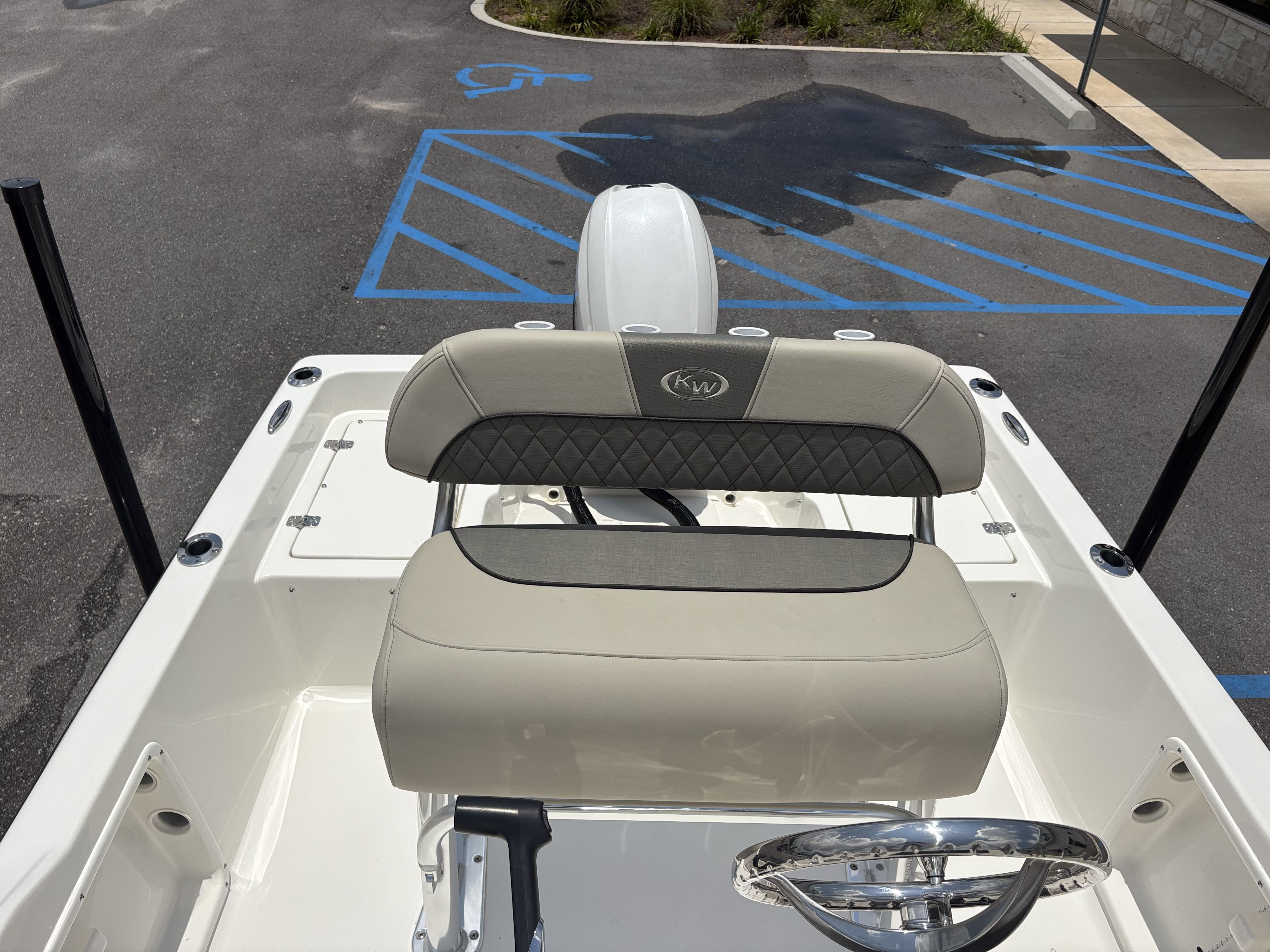 2026 Key West 1720 Center Console - 8