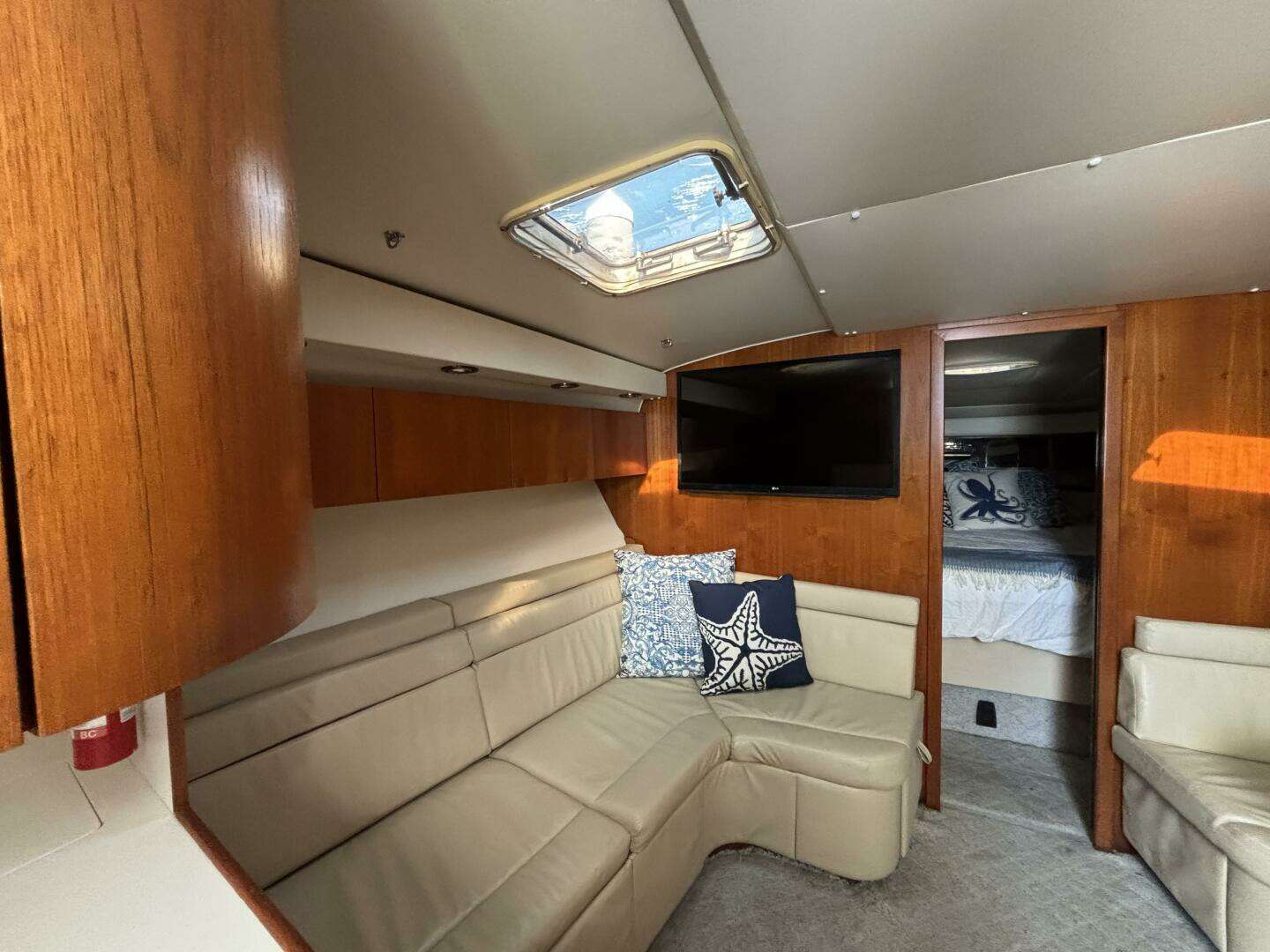 1993 Tiara Yachts 4300 Convertible - Image 40