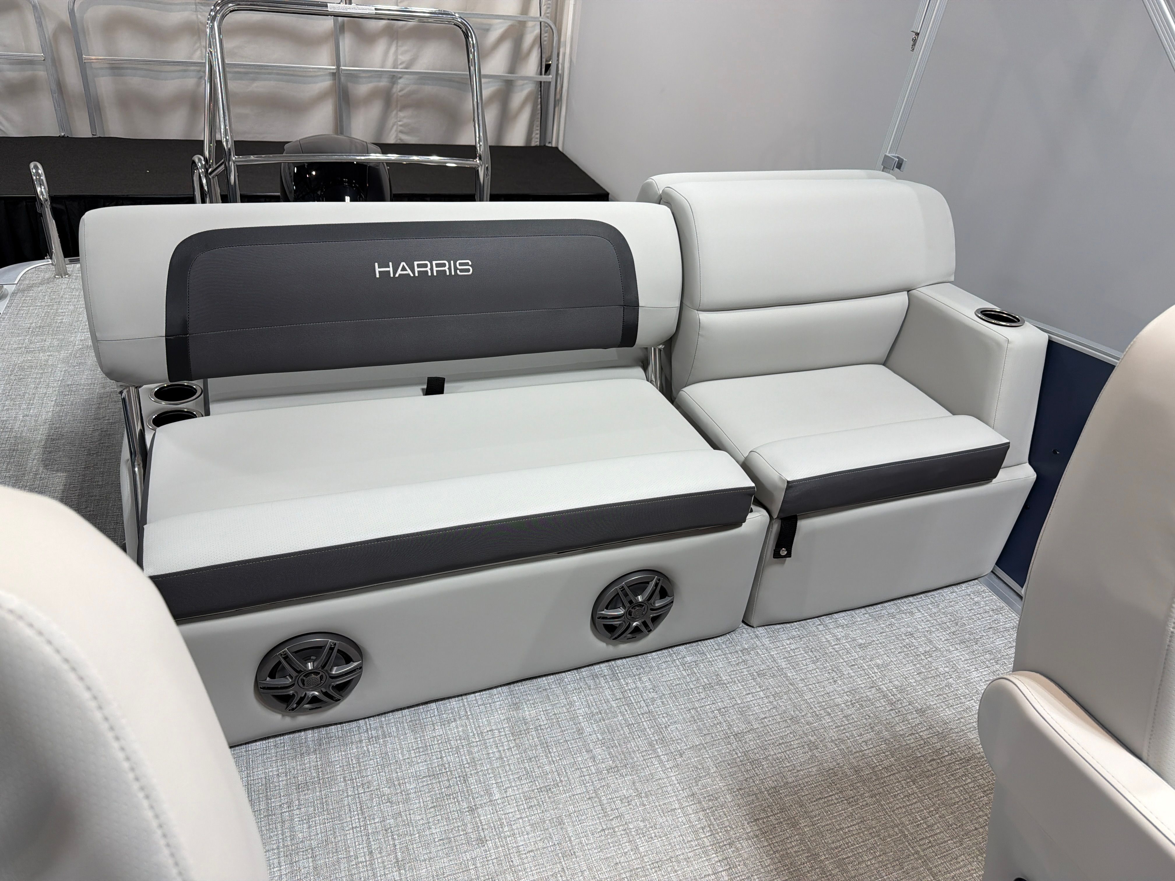 2025 Harris Cruiser 230 - 9