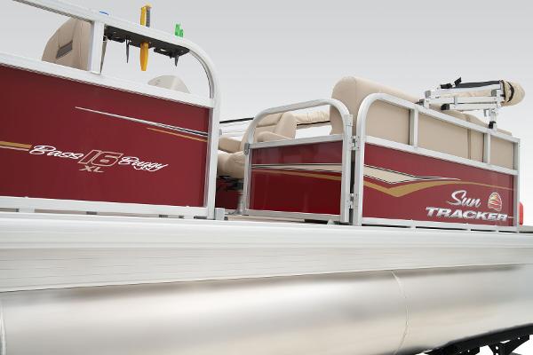 Manufacturer Provided Image: Sun Tracker Bass Buggy 16 XL Select