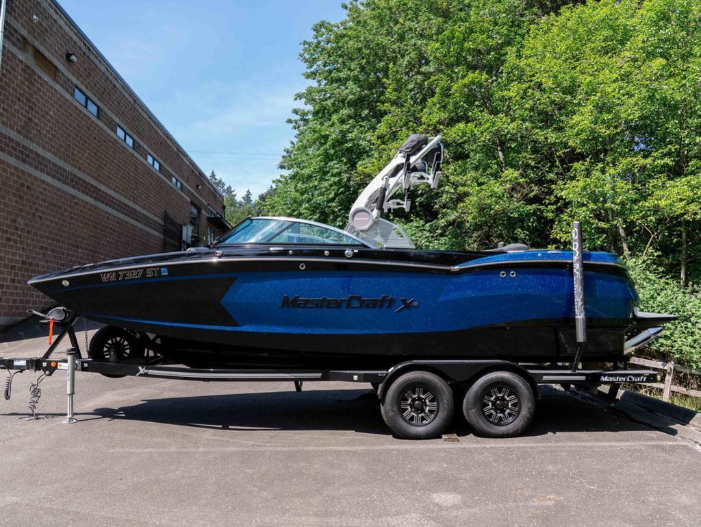 2018 MasterCraft XStar - 2
