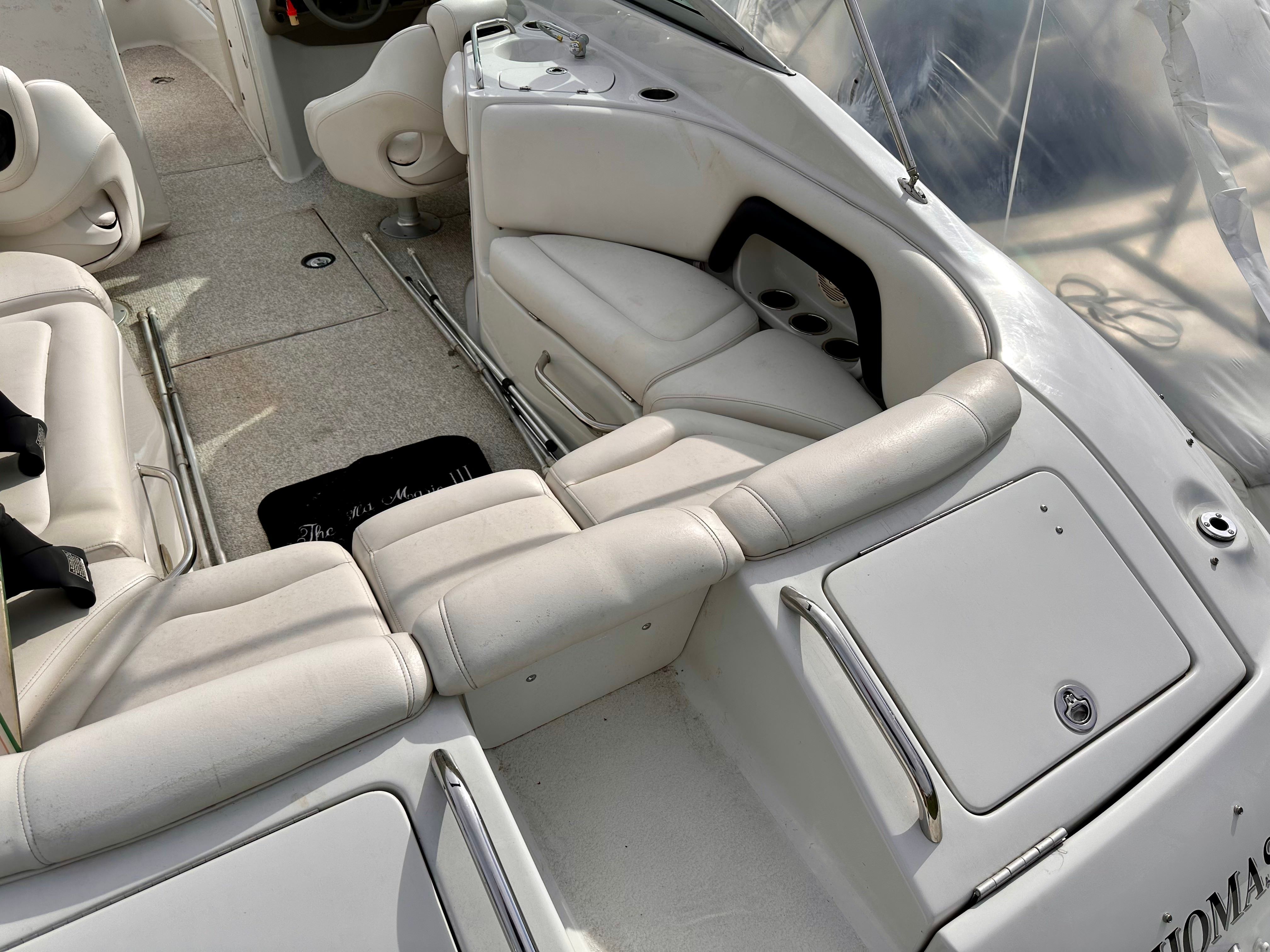 2005 Crownline 270 BR - 11