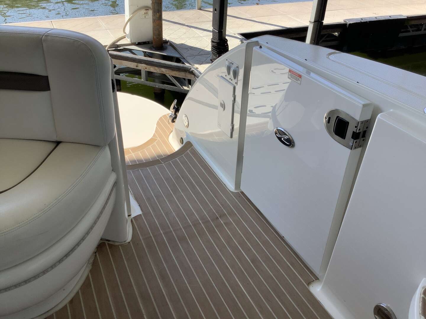 2007 Sea Ray 52 SUNDANCER - Image 22