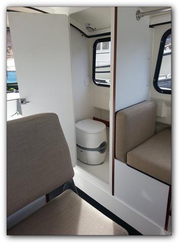 2026 Cape Dory Marinaut 220 Pilot House - 14