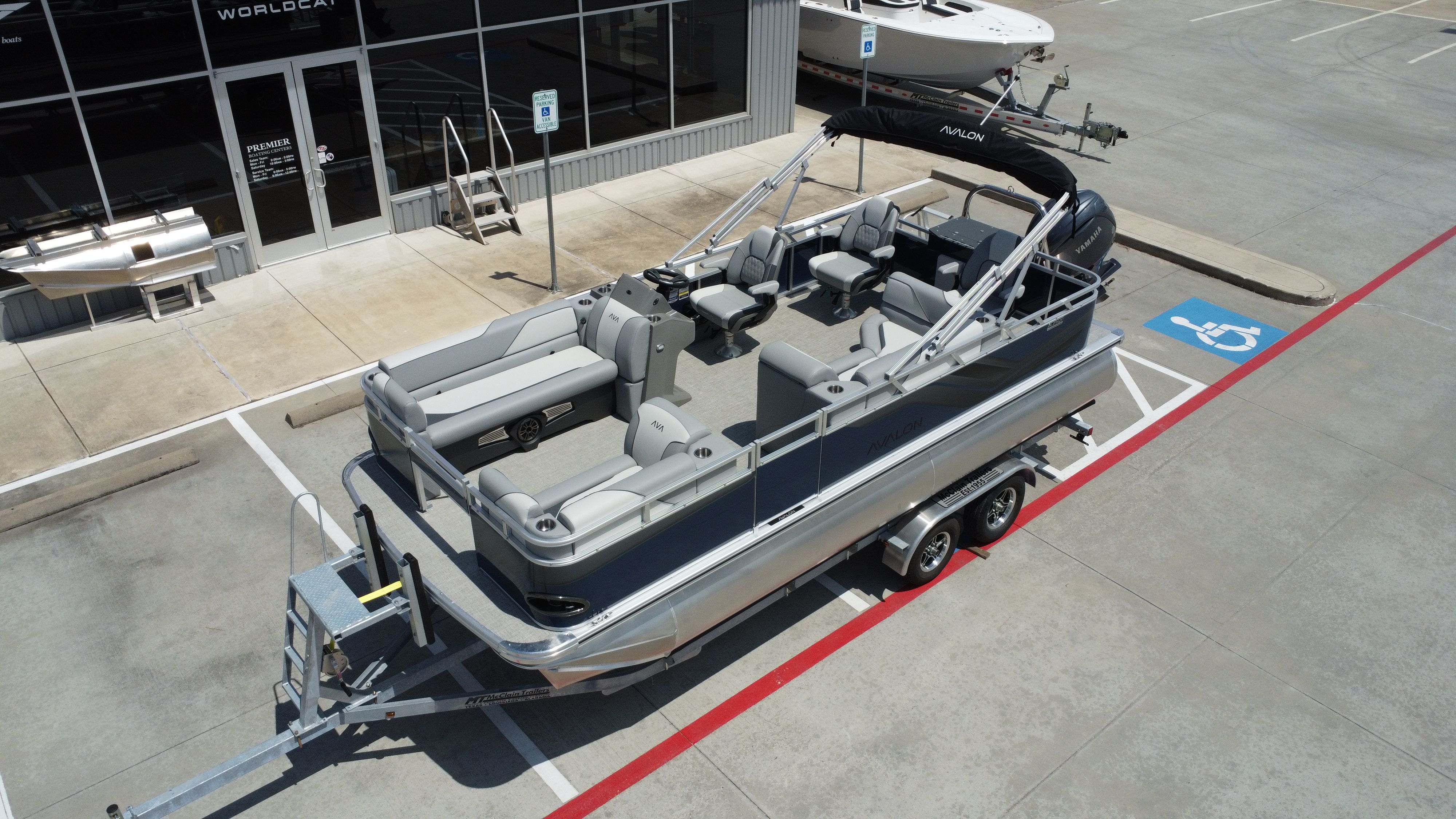 2026 Avalon Venture Rear Fish - 21' - 15