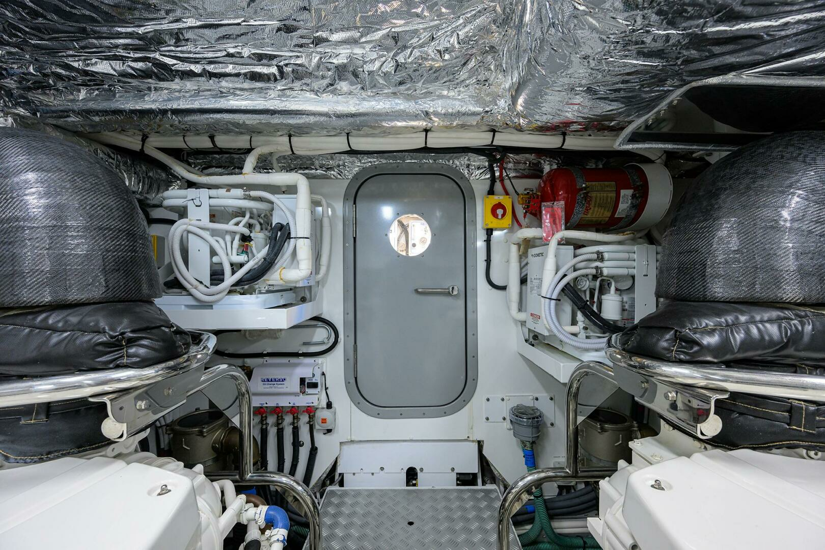 2021 Princess F70 - Image 61