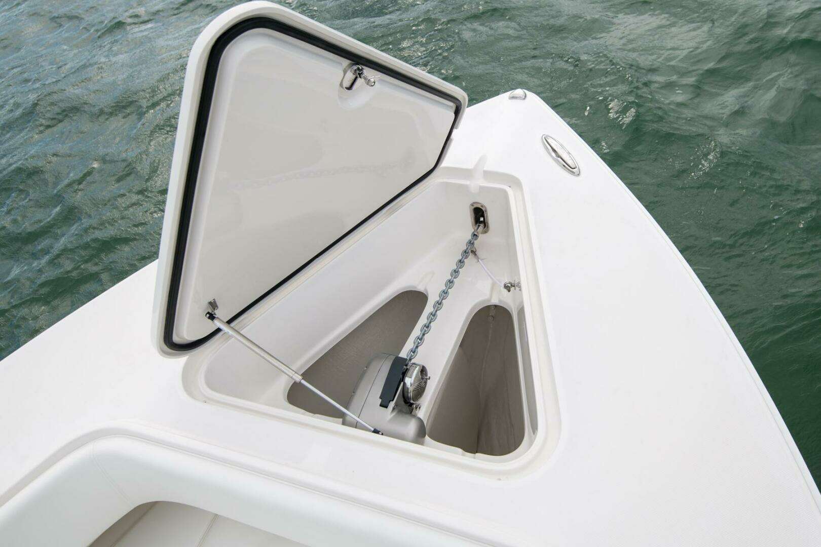 2026 Jupiter 38 - Image 9