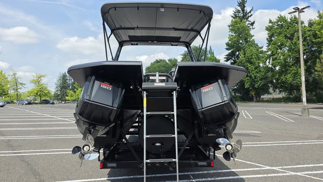 2025 Manitou 26' Explore 6' Max Deck With Dual 150hp Motors - 56