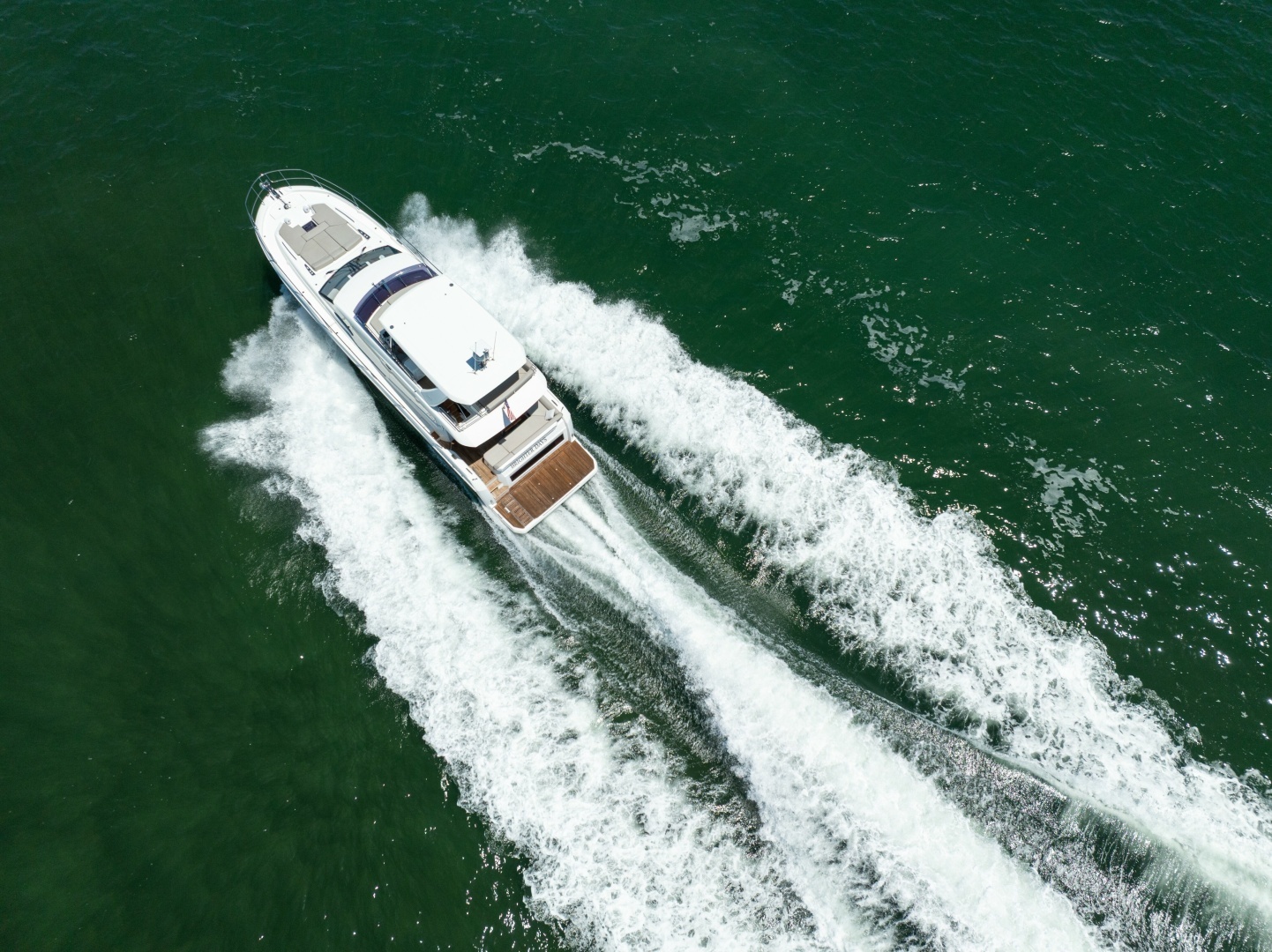 2023 Prestige 590 - Image 4