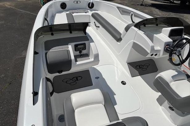 2026 Tahoe T21 boat interior with sleek seating and modern dashboard design.