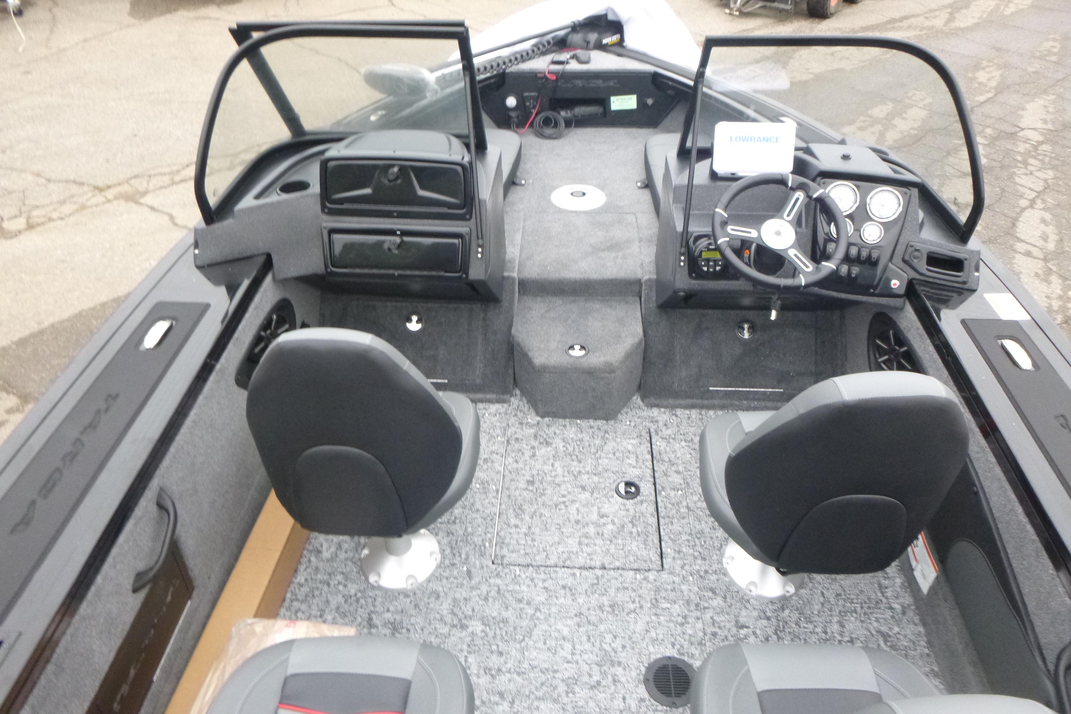 2026 Tracker Targa V-18 Combo boat interior with dual seats and modern dashboard.