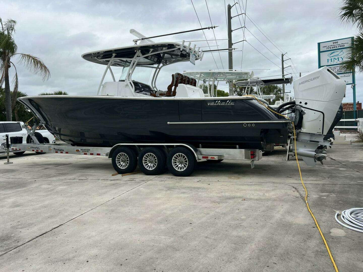 2023 Valhalla Boatworks V-33 - Image 6