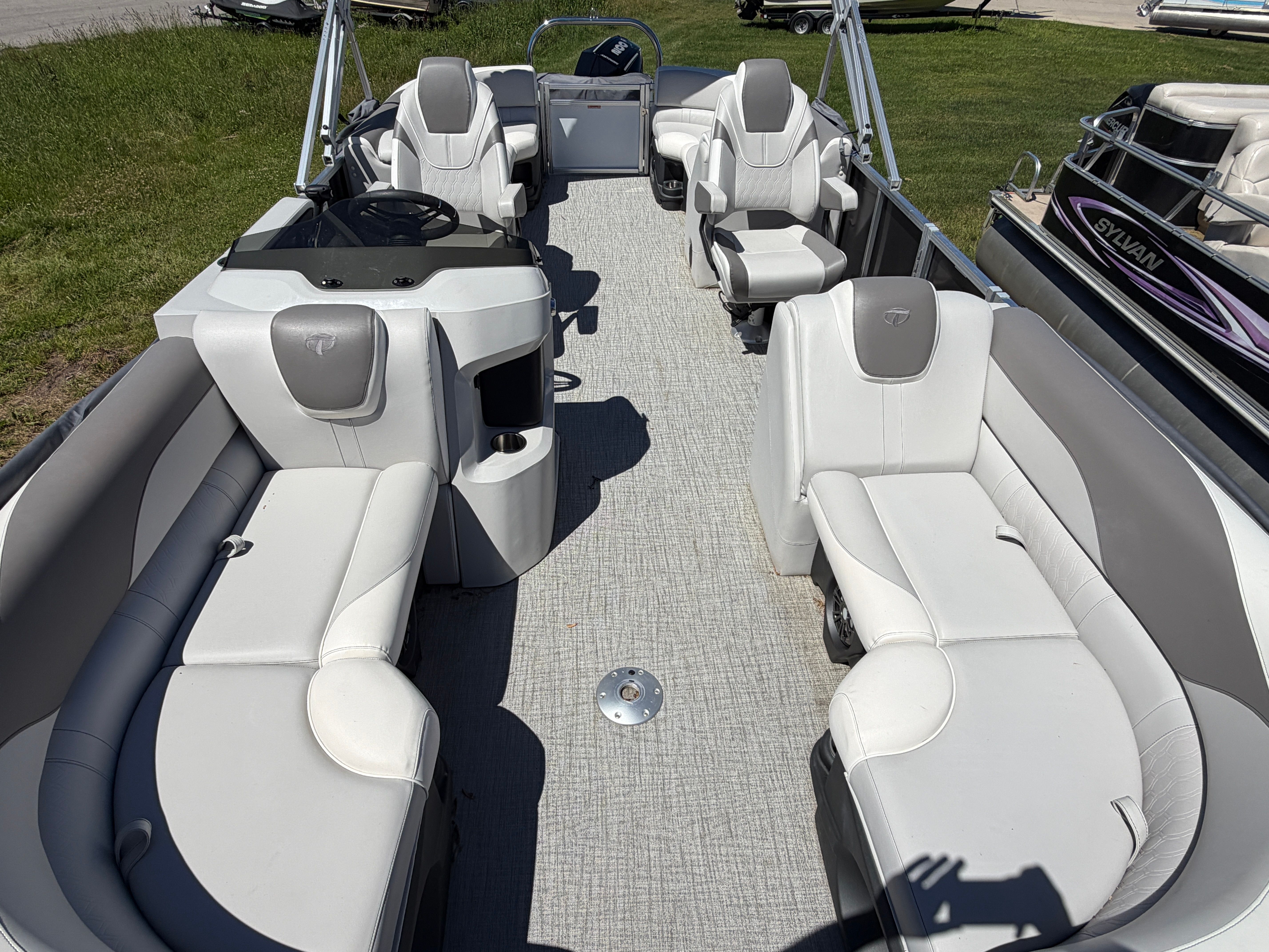 2024 Tahoe Pontoon LTZ 2385 Quad Lounger - 7